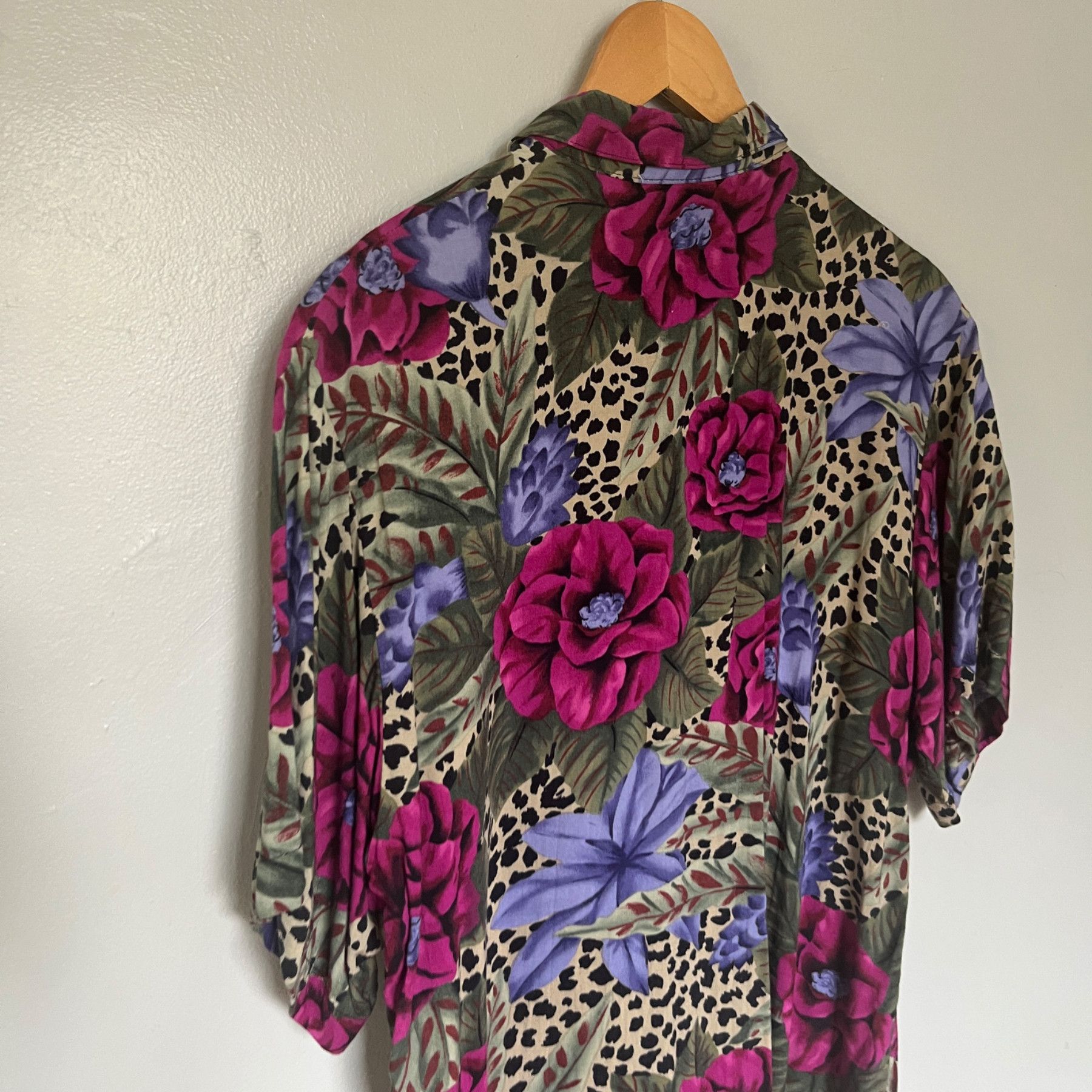 Designer Vintage Separate Issue Short-Sleeve Shirt Size Small Size US S / EU 44-46 / 1 - 2 Thumbnail