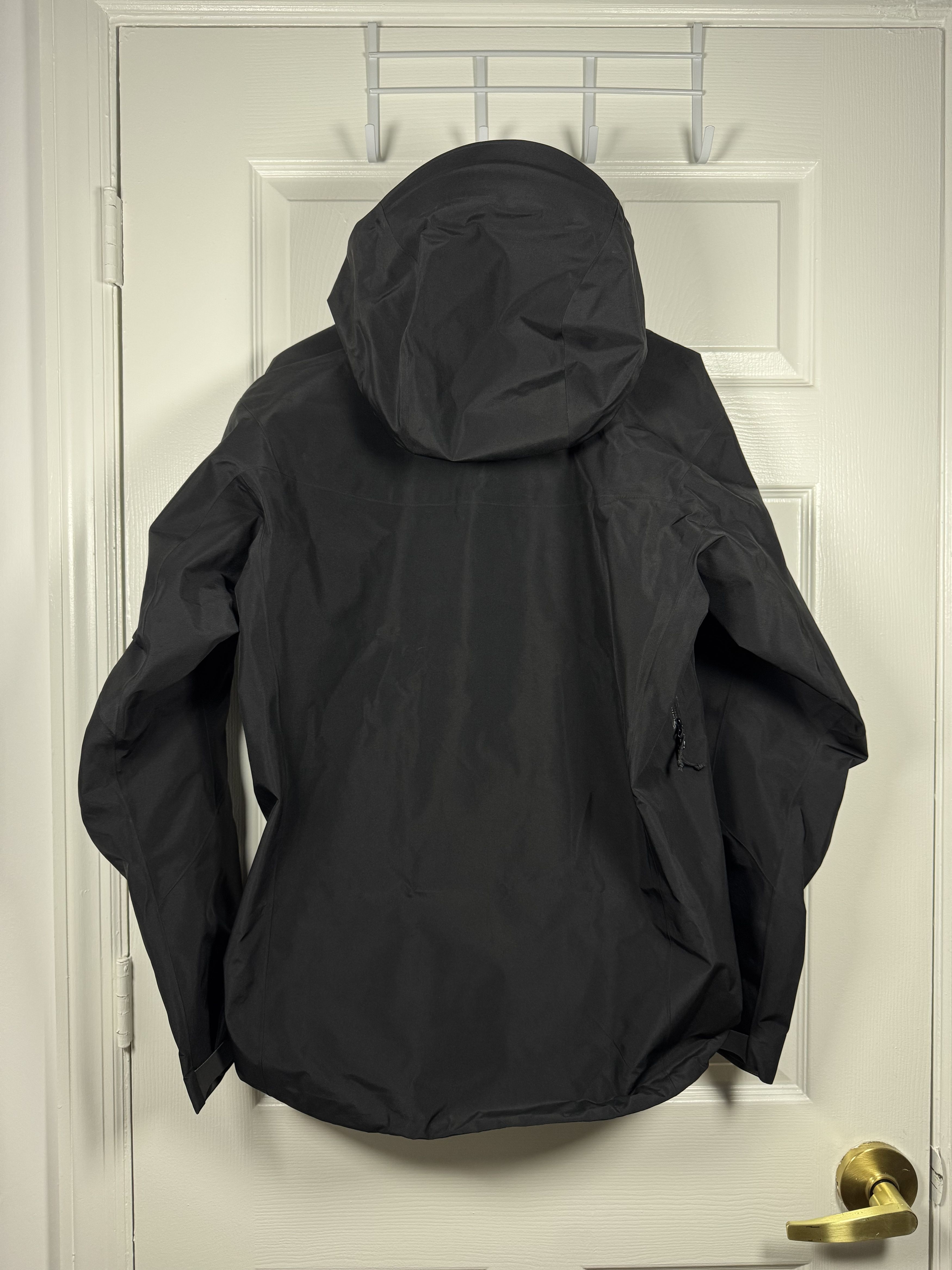 Arc'teryx Alpha SV 24K Gold Jacket Medium Size US M / EU 48-50 / 2 - 8 Thumbnail