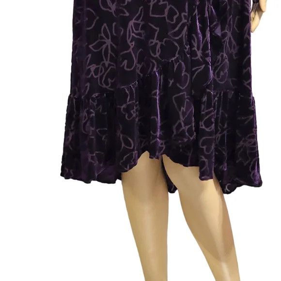 Calvin Klein Short Sleeve V-Neck Ruffled Hem Faux Wrap Velvet Purple Size XS / US 0-2 / IT 36-38 - 4 Thumbnail