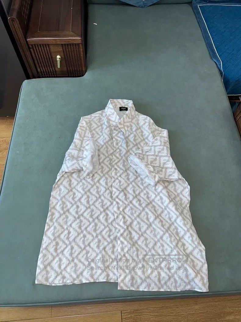 Fendi Fendi size 41 Monogrammed shirt, letter all-over print sing Size US XXS / EU 40 - 5 Thumbnail