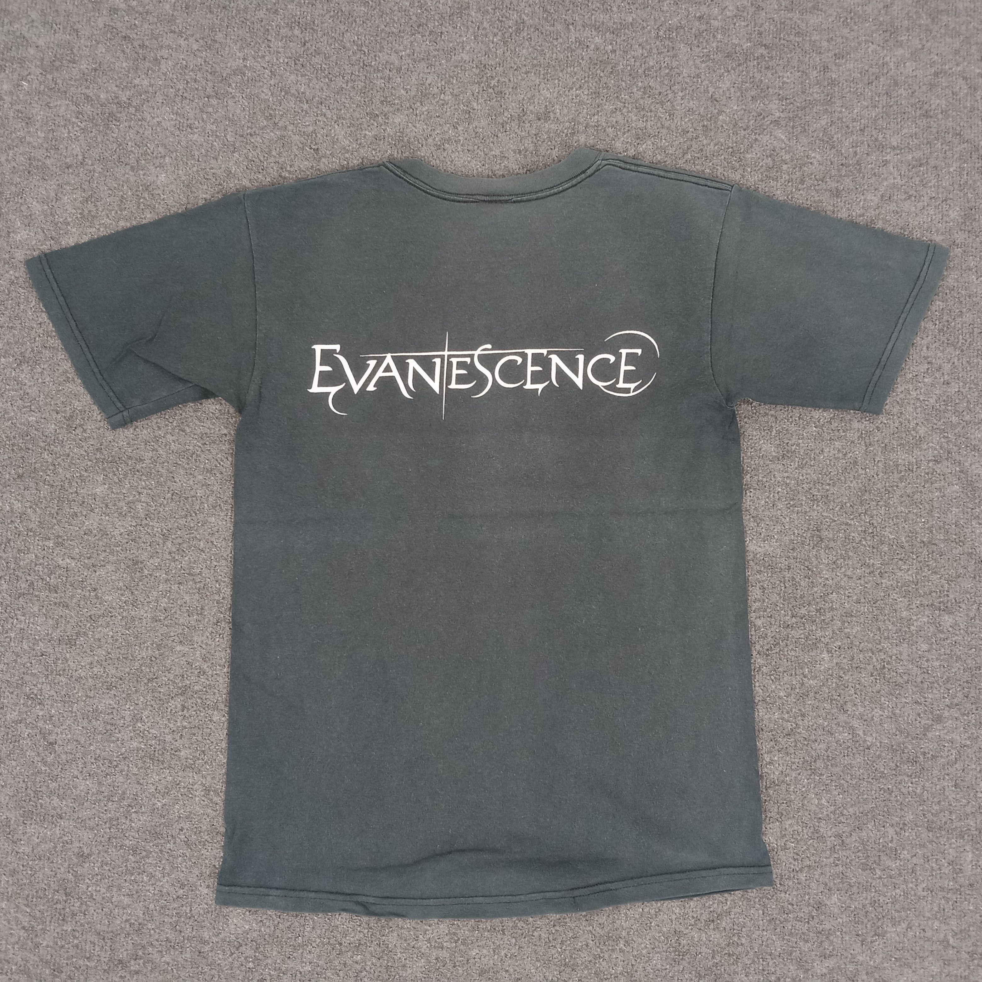 Band Tees × Vintage Evanescence American Rock Band Tour Tshirt Size US S / EU 44-46 / 1 - 1 Thumbnail