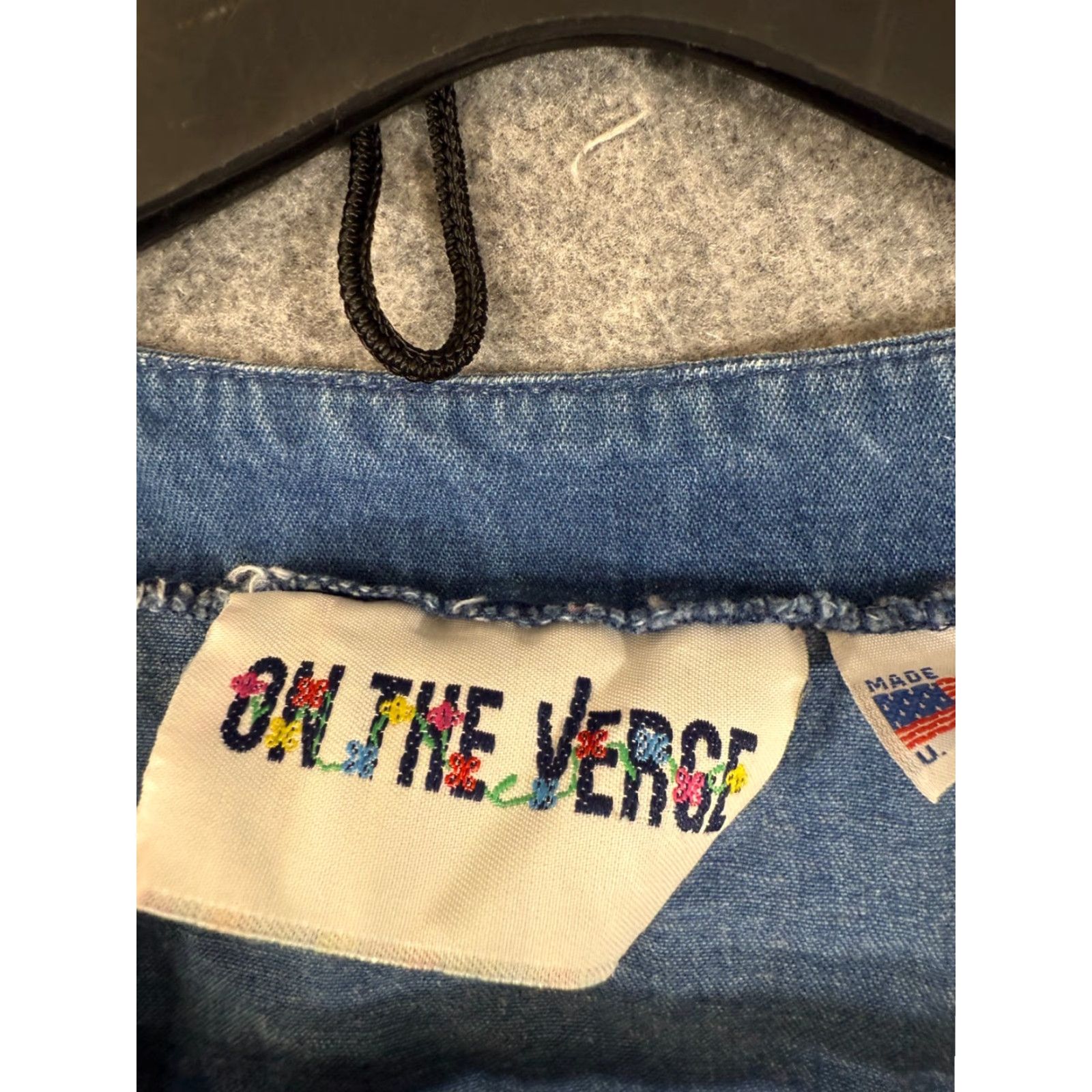 Denime VINTAGE On The Verge Vest Womens M Blue Denim Embroidered Boho Western USA Vest Womens M Blue Denim Embroidered Boho Western USA Vintage Size M / US 6-8 / IT 42-44 - 6 Thumbnail