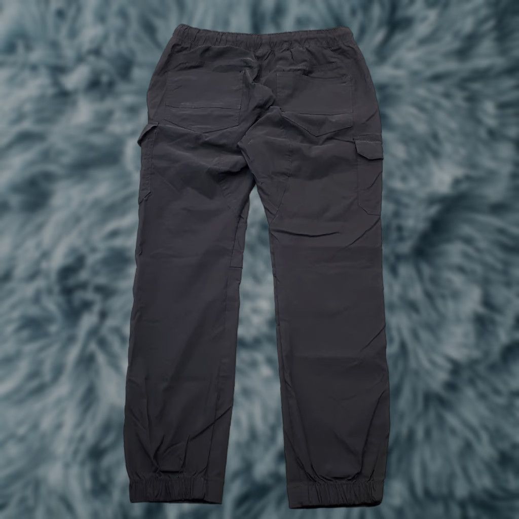 Vintage Benjamin Black Cargo Jogger Pants Men Small Black Stretch Tapered Leg Drawstring Size US 29 - 1 Thumbnail