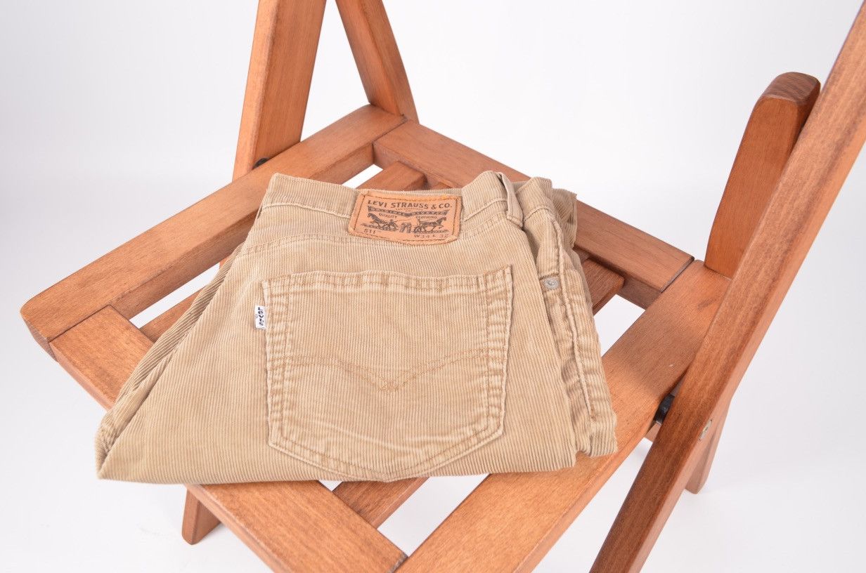 Levi's × Vintage Vintage Levi’s 511 Beige Cropped Corduroy Pants Jeans Size US 34 / EU 50 - 1 Thumbnail