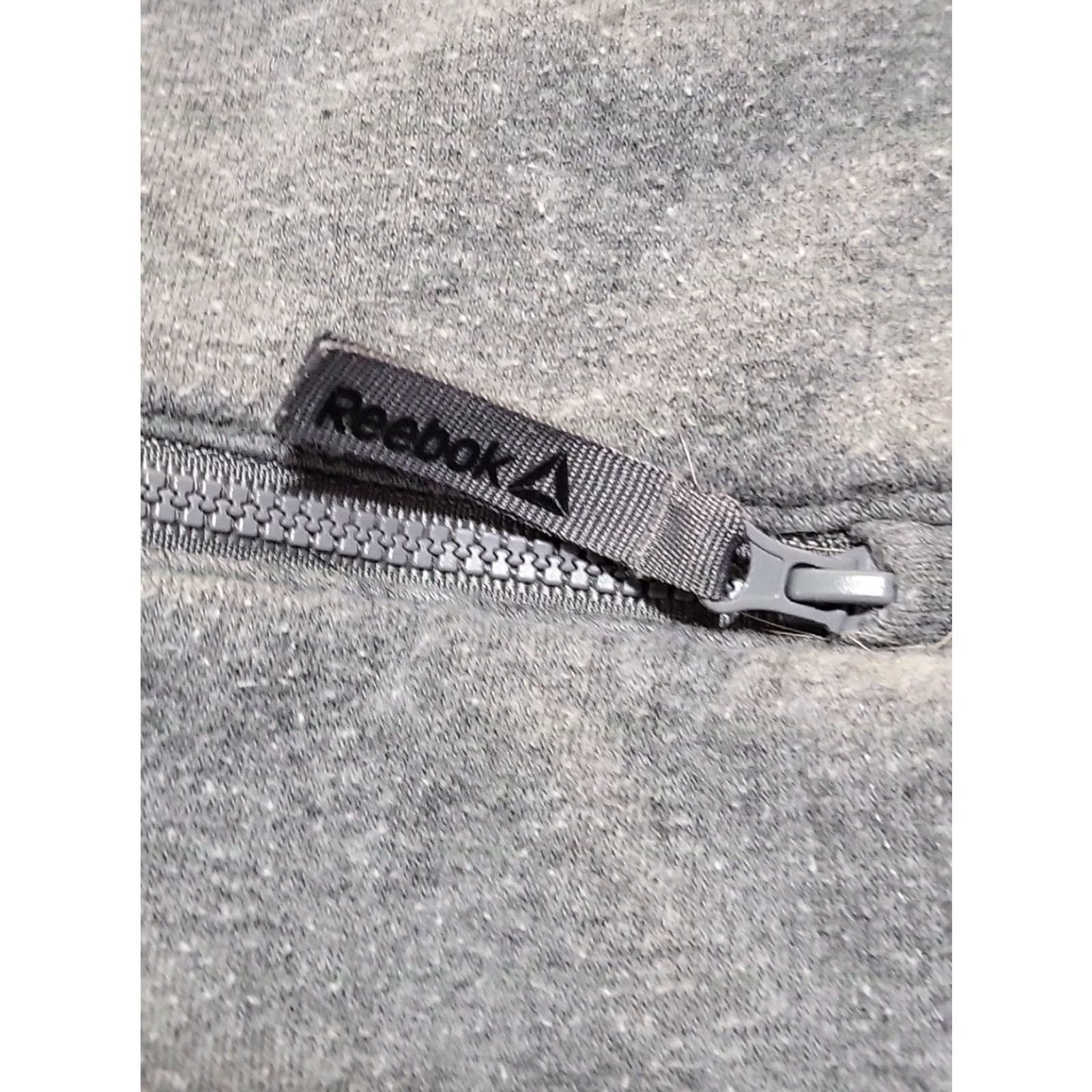 Reebok Reebok Hoodie Pullover L Gray Spellout Graphic Print Zipper Pocket Gym Training Mens L Regular Fleece 60/40 Size US L / EU 52-54 / 3 - 6 Thumbnail