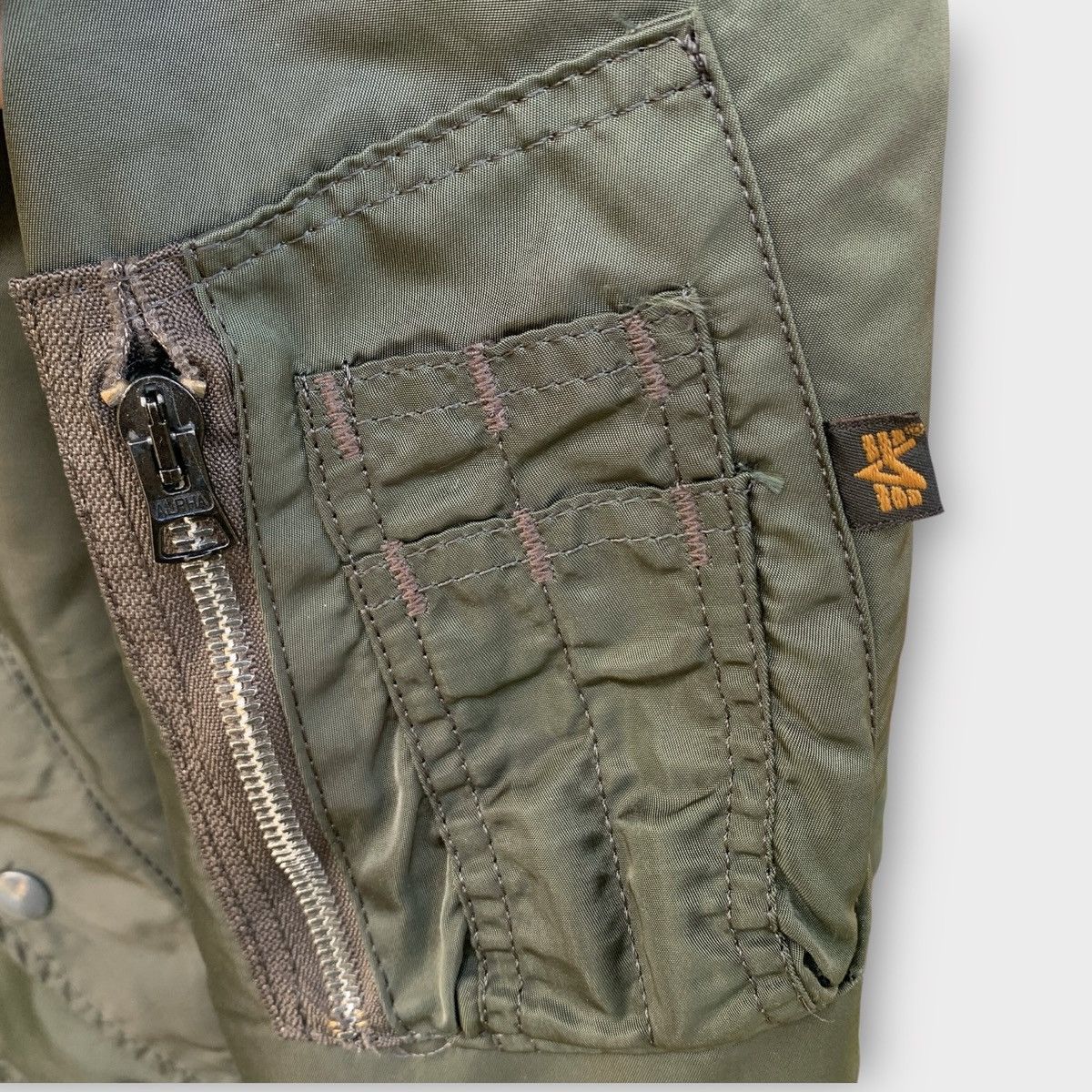 Alpha Industries VINTAGE 80s USAF ALPHA INDUSTRIES FLIGHT MA 1 BOMBER JACKET Size US L / EU 52-54 / 3 - 11 Thumbnail