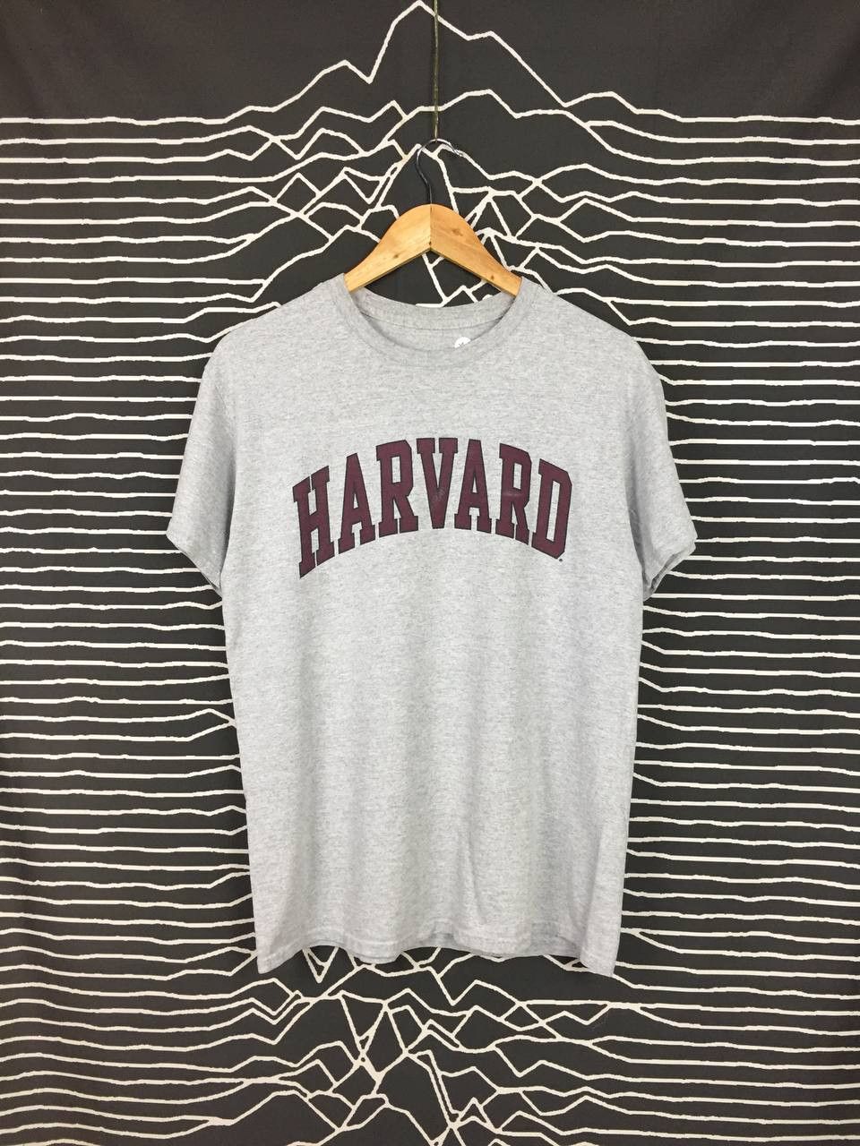 Vintage Vtg Harvard University Spell Out Logo Tee Size US M / EU 48-50 / 2 - 1 Thumbnail