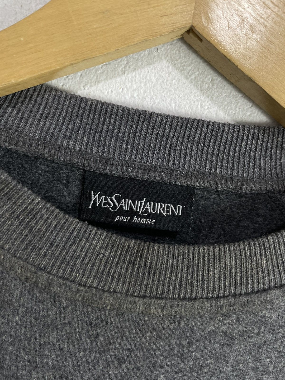 Yves Saint Laurent Vintage Ysl embroidery logo Sweatshirt Size US M / EU 48-50 / 2 - 3 Thumbnail