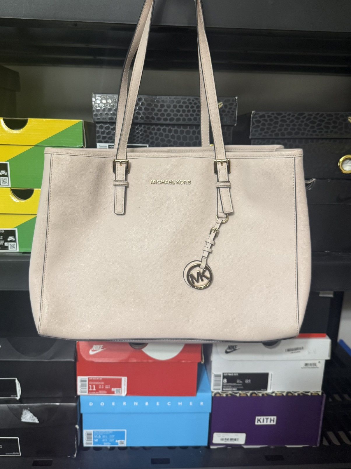 Michael Kors Michael Kors Medium Pink Blush Pebbled leather Shoulder Bag Size ONE SIZE - 1 Thumbnail
