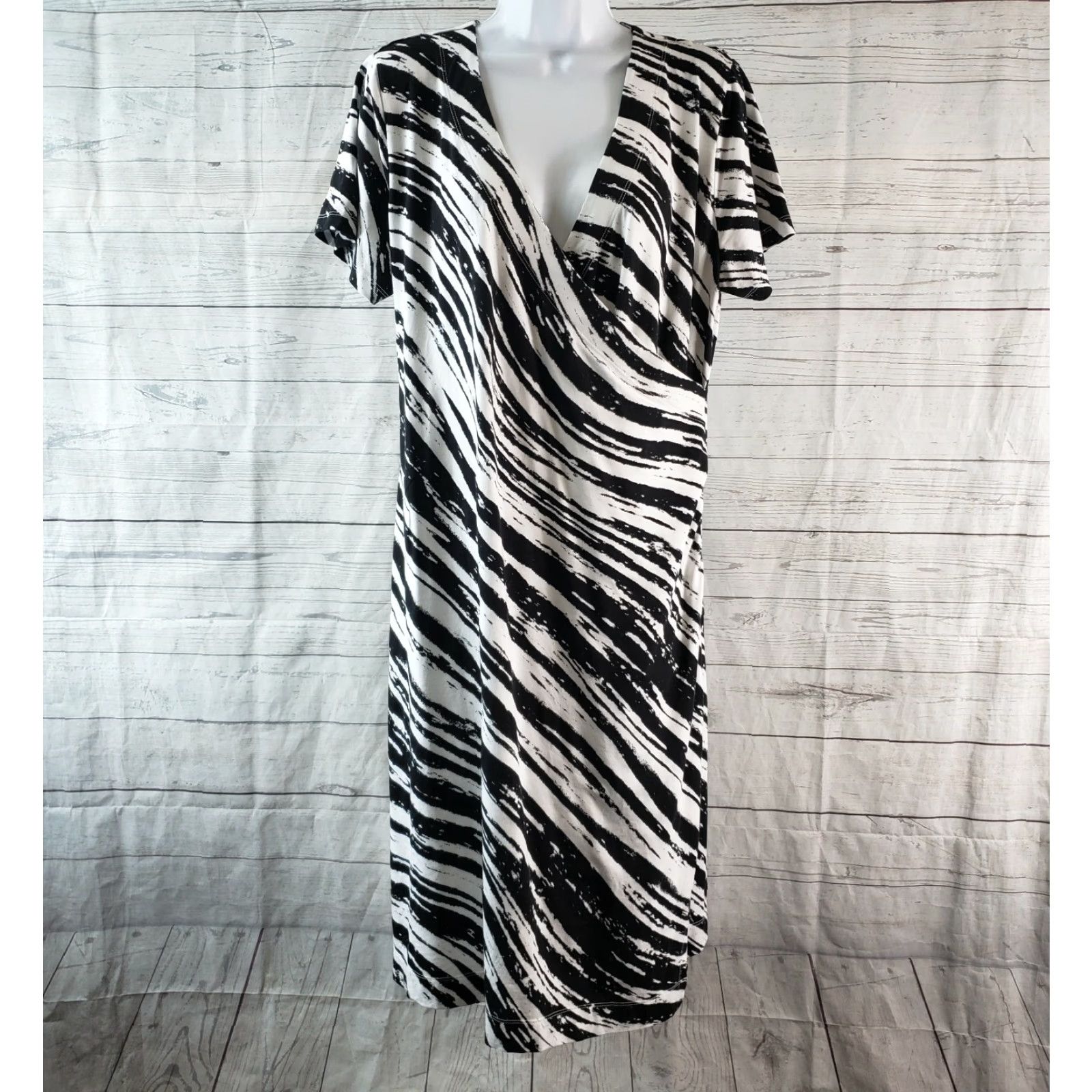 Soft Surroundings Soft Surroundings Dress Saria Faux Wrap Midi V-Neck Short Sleeve Black White Womens Large Size L Size 36" / US 14 / IT 50 - 2 Thumbnail