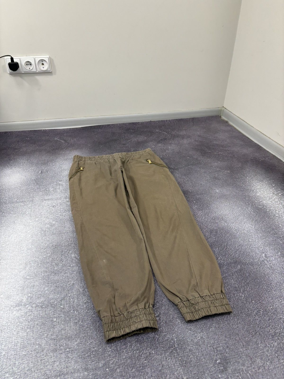 Marc by Marc Jacobs Marc By Marc Jacobs Women’s Khaki Green Luxury Joggers Pants Size 27" / US 4 / IT 40 - 3 Thumbnail