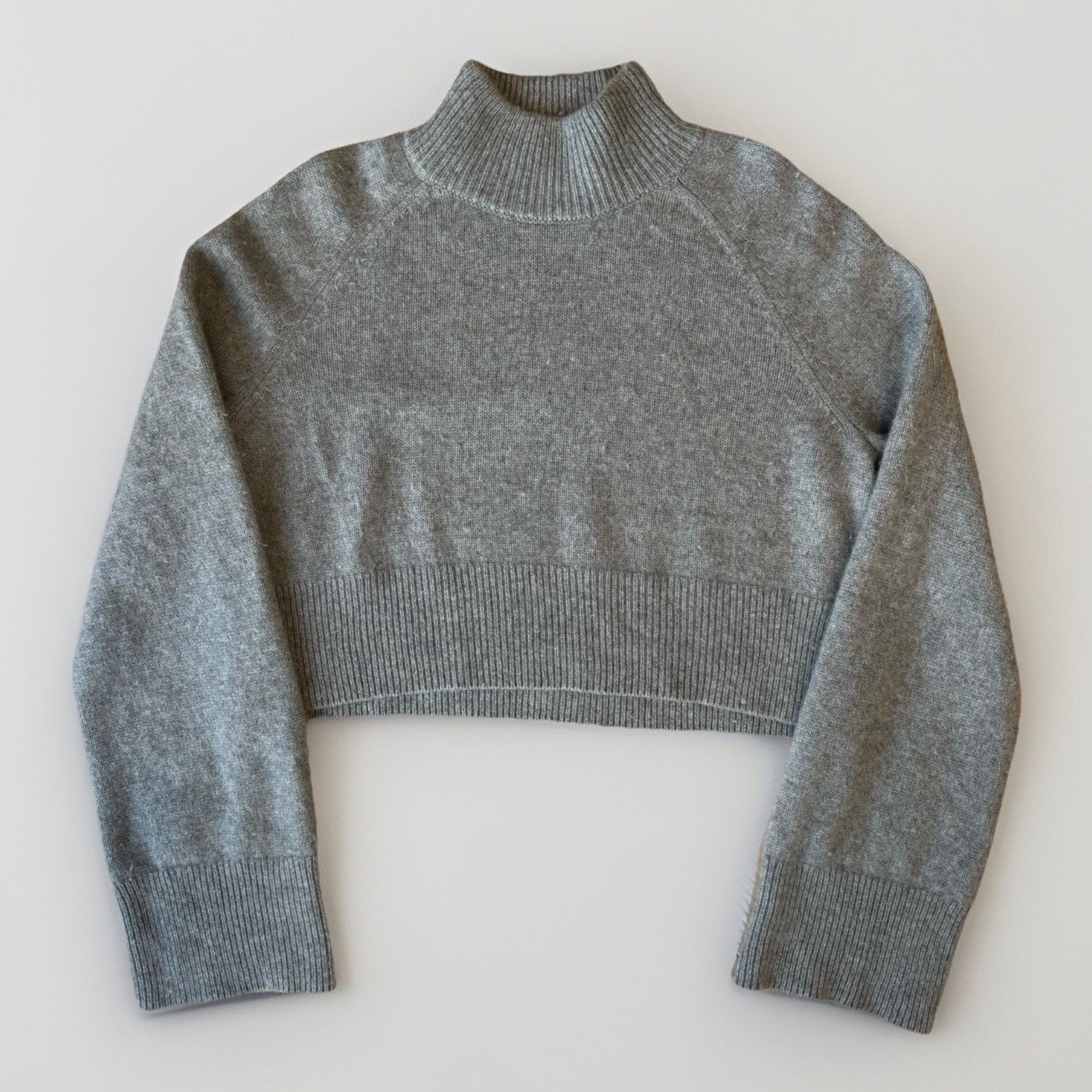 Reformation Reformation Garrett Cashmere Cropped Sweater Women's L Size L / US 10 / IT 46 - 1 Thumbnail