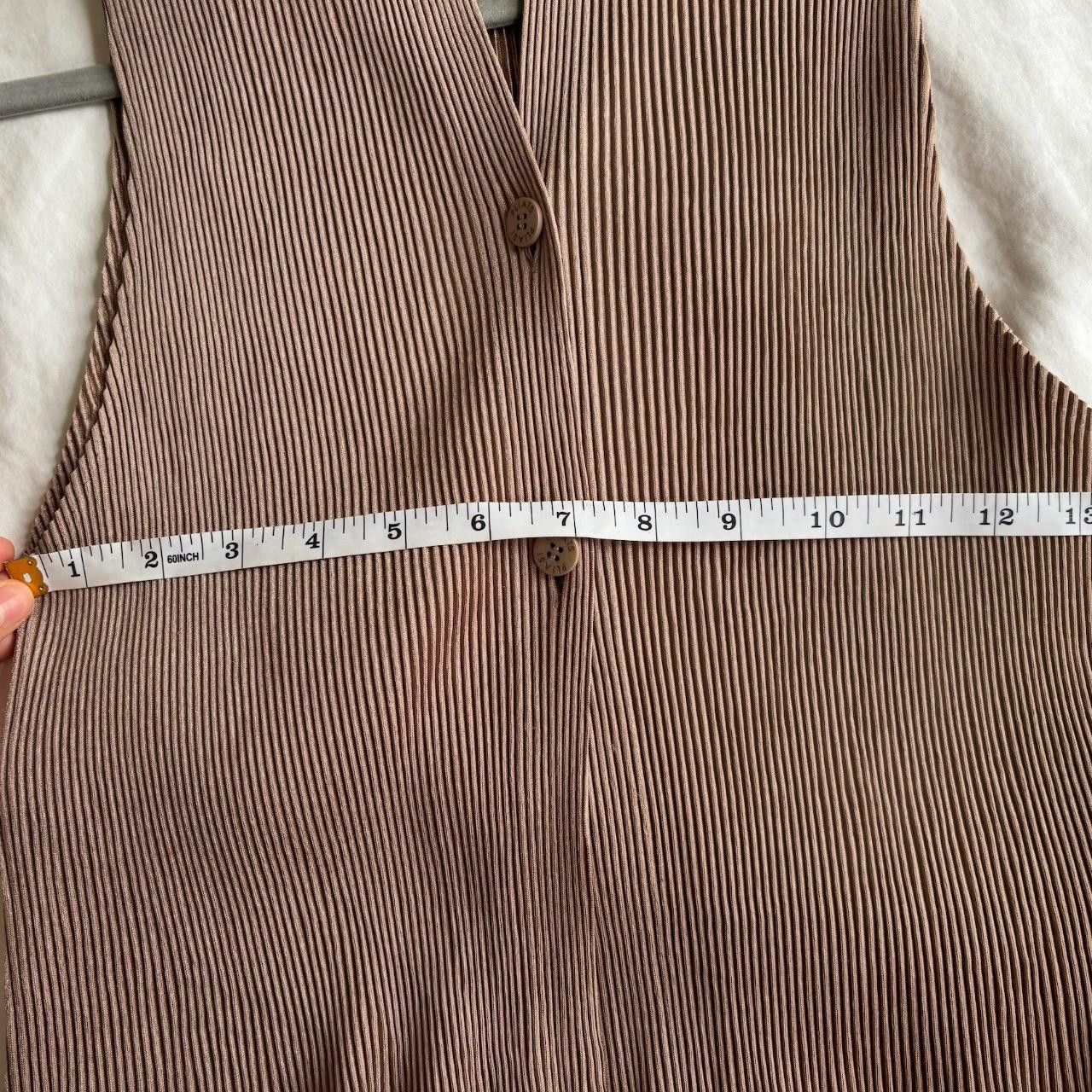 Pleats Please Issey Miyake Issey Miyake Pleats Please Camel A-line sleevless blouse Size XS / US 0-2 / IT 36-38 - 7 Thumbnail