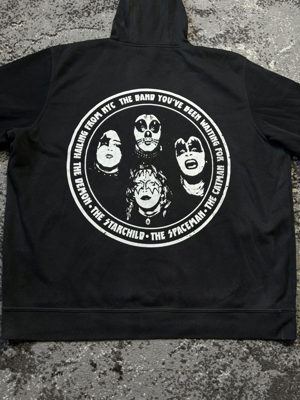 KISS × Vintage KISS (2018) Classic Logo Spellout Glam Metal Rock Hoodie Size 4XL / US 24-26 - 8 Thumbnail
