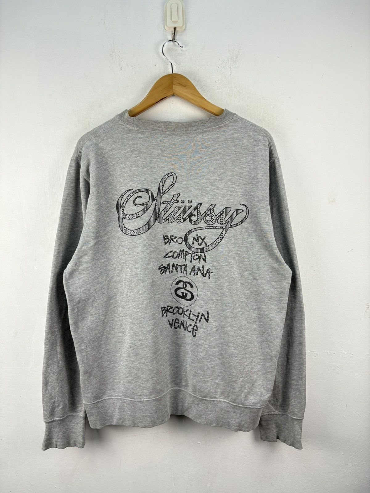 Stussy Stussy Vintage Y2K Sweatshirt Distressed Size US L / EU 52-54 / 3 - 2 Thumbnail