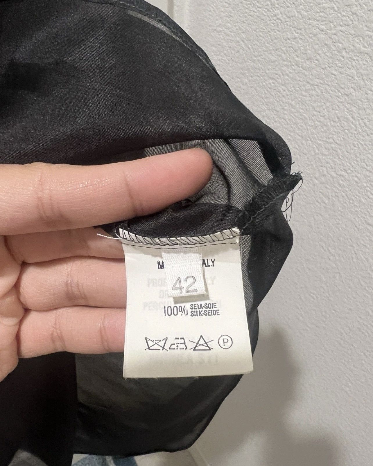 Emporio Armani Vintage 1980-90 Emporio Armani Silk Ruffle Blouse Size M / US 6-8 / IT 42-44 - 7 Thumbnail