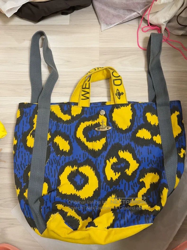 Vivienne Westwood Vivienne Westwood size os Blue and yellow pirate pattern ba Size ONE SIZE - 1 Thumbnail