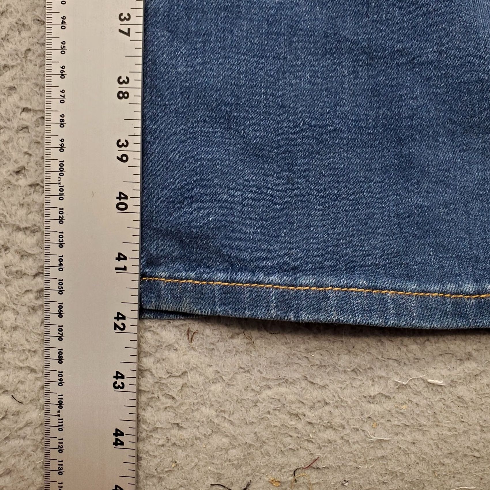 Levi's Levi Strauss & Co. Whiskered Faded Jeans Mens Size 42x30 Blue Denim Straight Leg Size US 42 / EU 58 - 3 Thumbnail