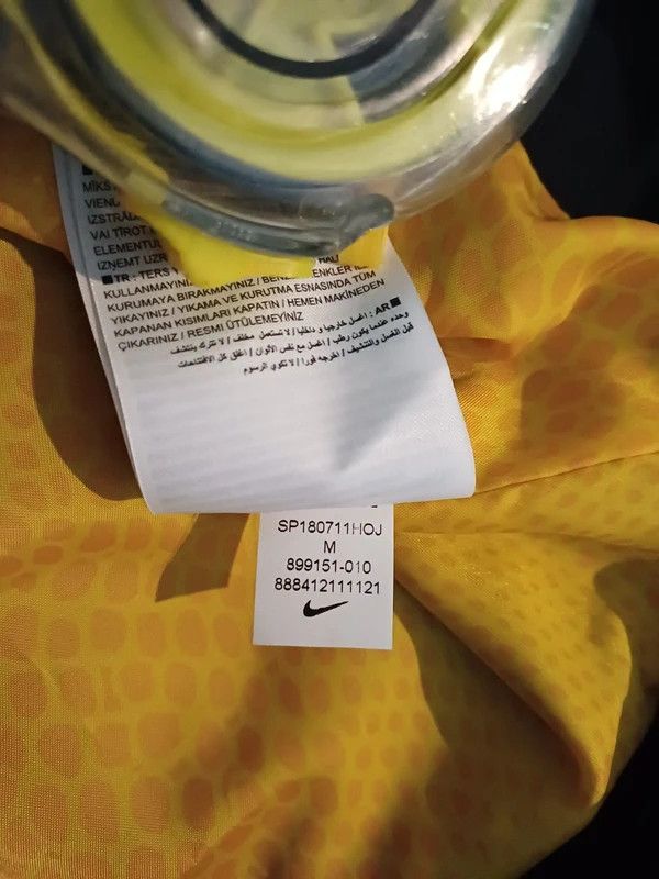 Nike New Nike LA Lakers Kobe Bryant Basketball Jacket - Size M Size US M / EU 48-50 / 2 - 16 Thumbnail