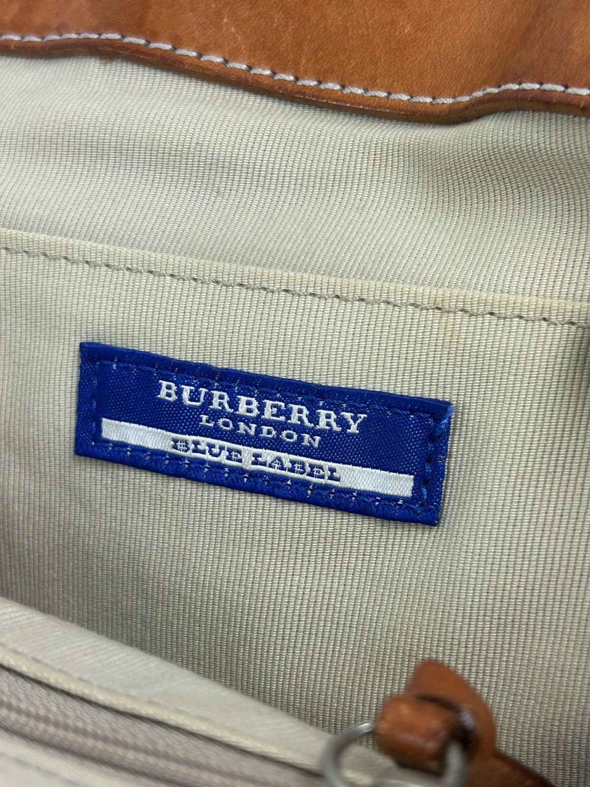 Burberry Burberry Canvas Check Tote Bag Size ONE SIZE - 6 Thumbnail