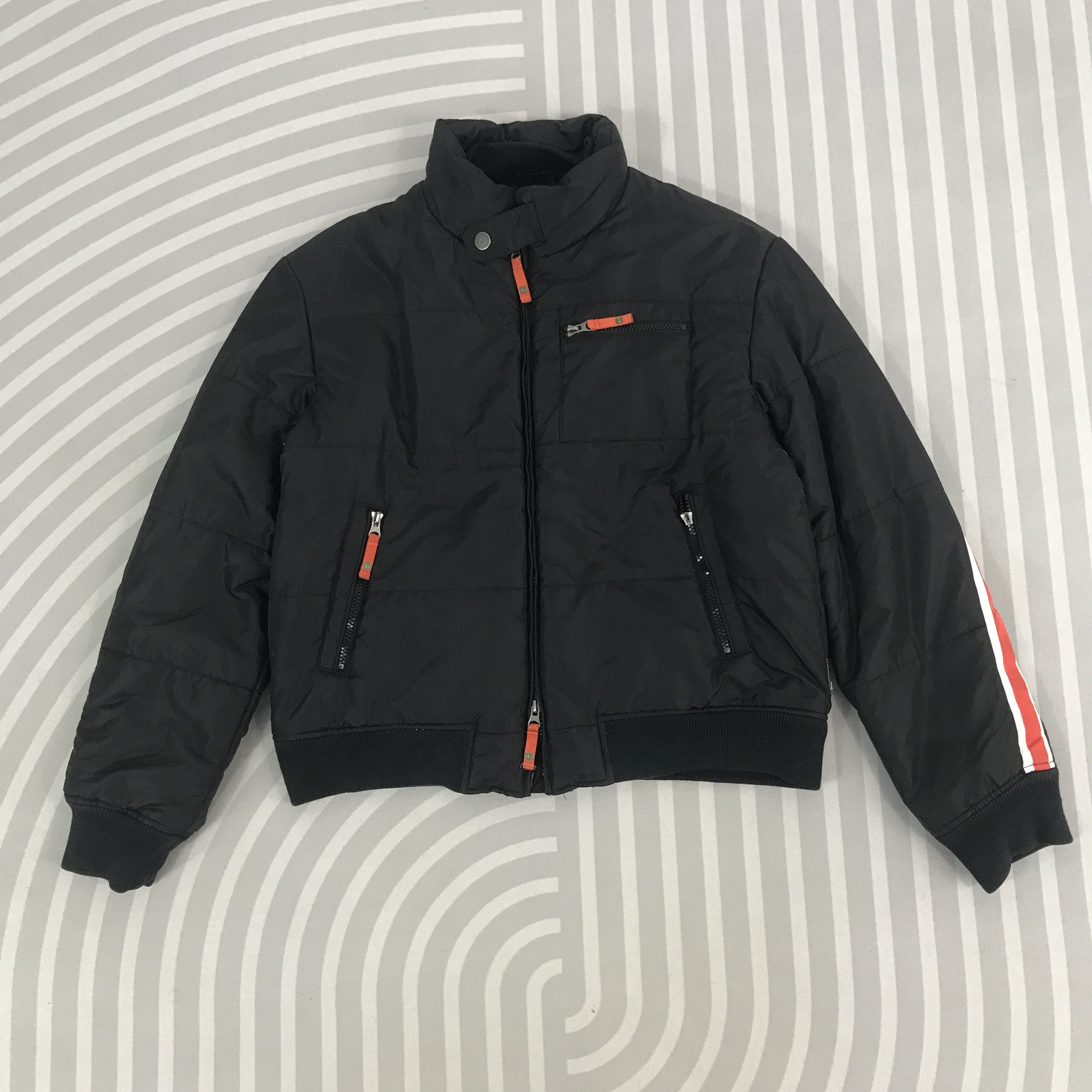 Armani × Vintage Vintage Armani Jeans puffer Jacket Size US L / EU 52-54 / 3 - 2 Thumbnail