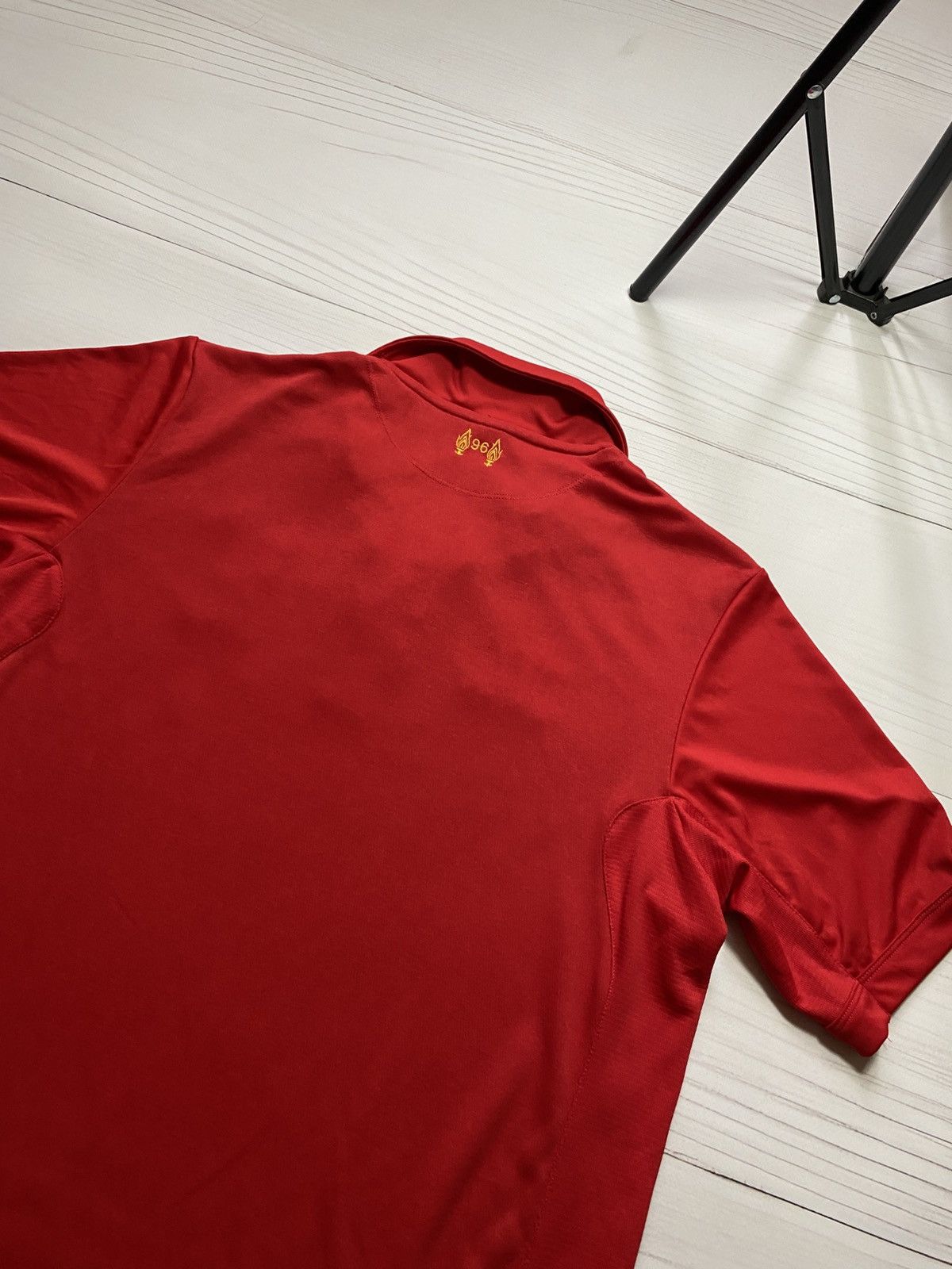 Warrior Vintage Warrior Liverpool 2012/13 home soccer jersey t shirt Size US M / EU 48-50 / 2 - 15 Thumbnail