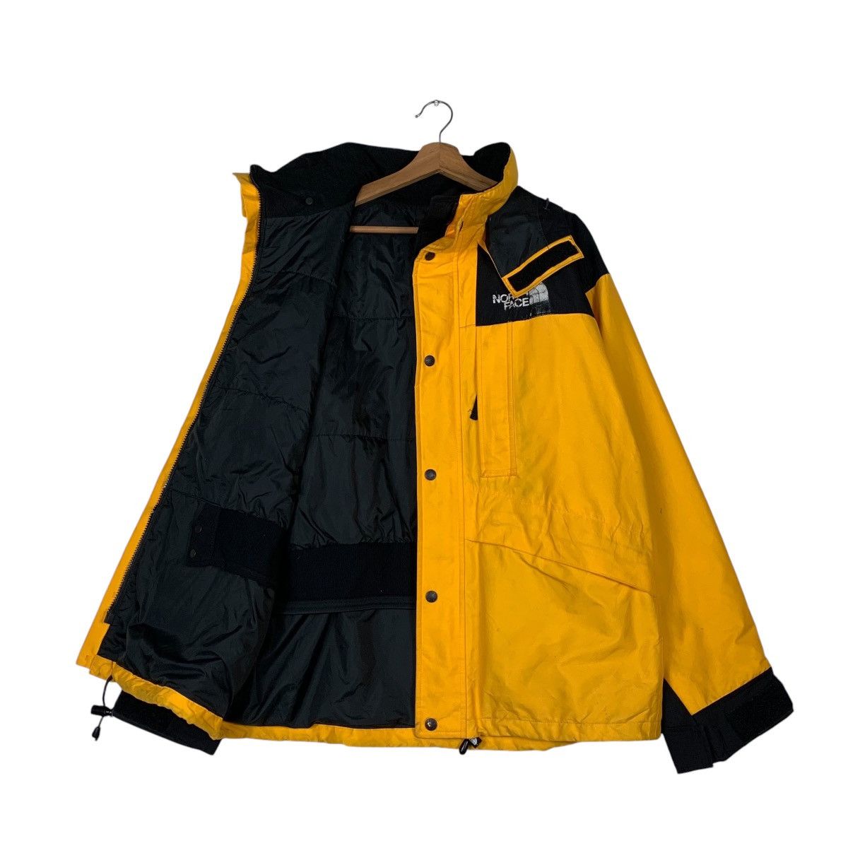The North Face THE NORTH FACE Goretex Yellow Hooded Jacket #1420-C64 Size US L / EU 52-54 / 3 - 10 Thumbnail