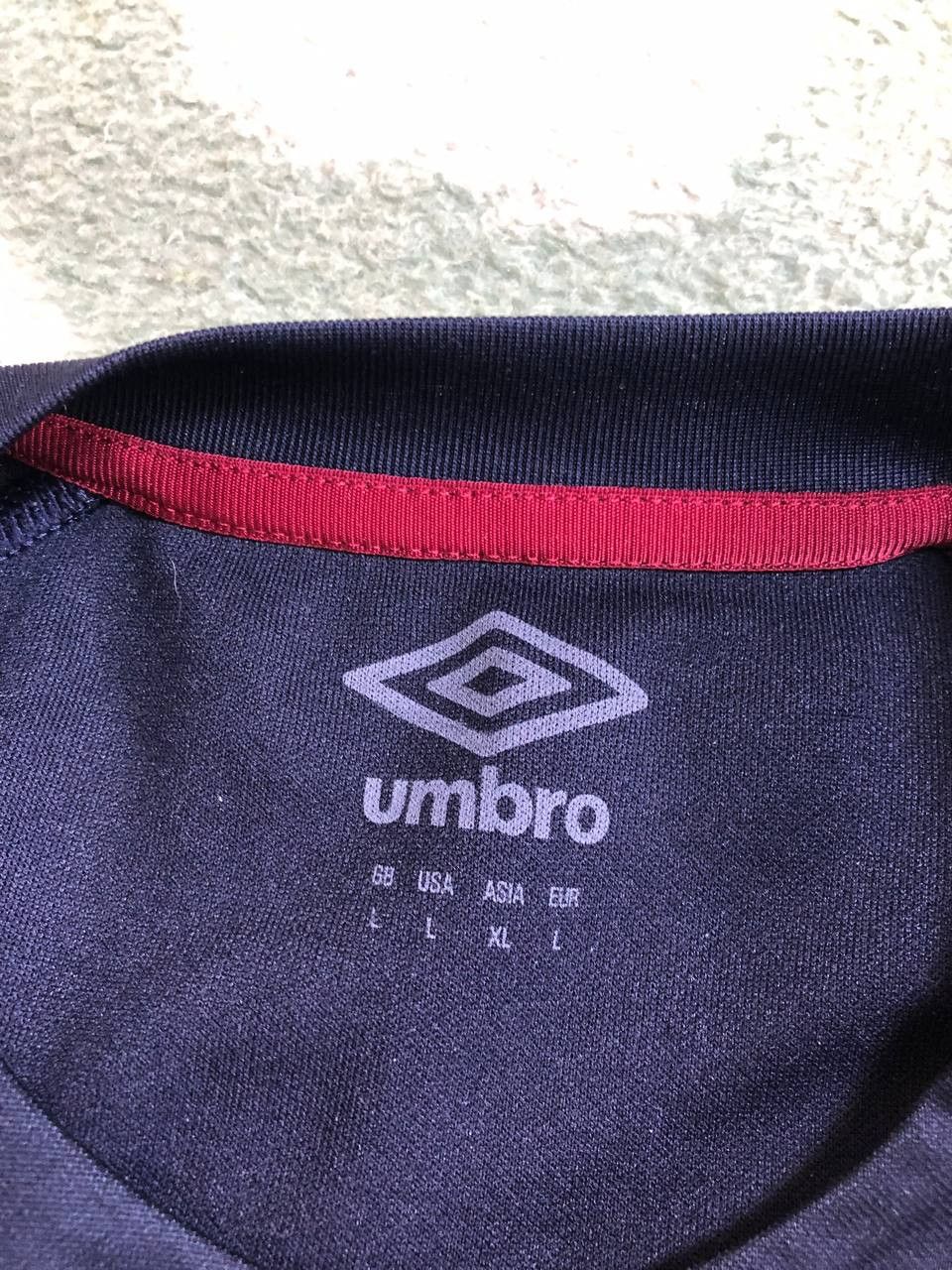 Umbro UMBRO RUGBY UNION ENGLAND 2020/2021 AWAY SHIRT JERSEY Size US L / EU 52-54 / 3 - 2 Thumbnail