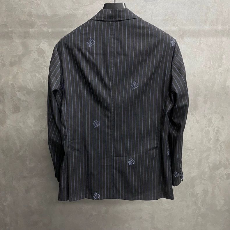 Louis Vuitton Louis Vuitton Grey striped British jacket Size US M / EU 48-50 / 2 - 2 Thumbnail