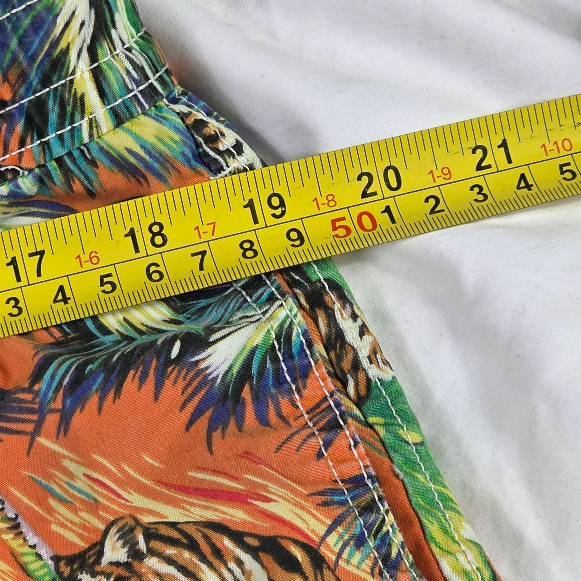 Polo Ralph Lauren Polo Ralph Lauren Mens Small Tropical Print Swim Trunks Oran Size US 30 / EU 46 - 9 Thumbnail