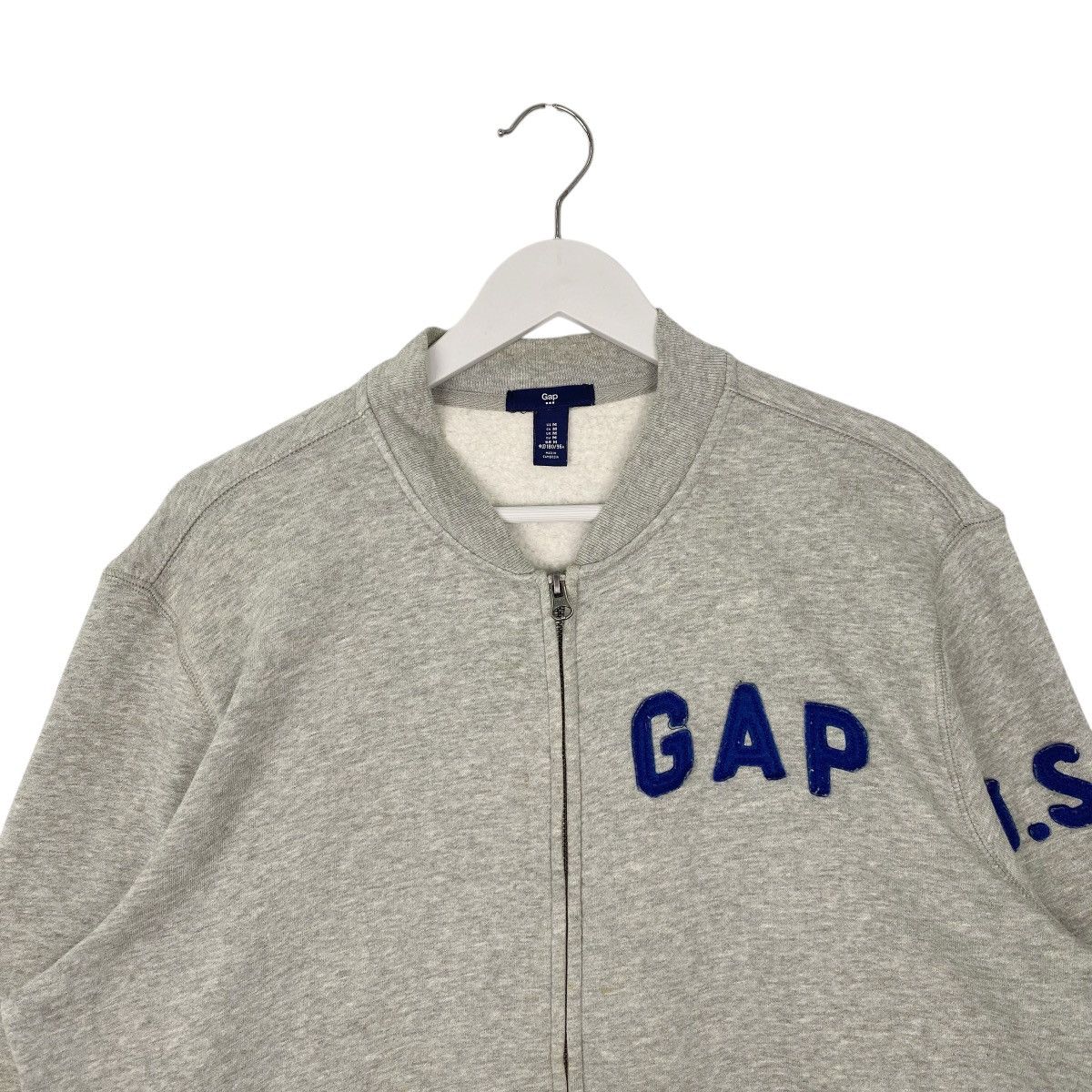 Vintage Vintage GAP Full Zip Sweatshirt Varsity Grey Pullover Size M Size US M / EU 48-50 / 2 - 4 Thumbnail