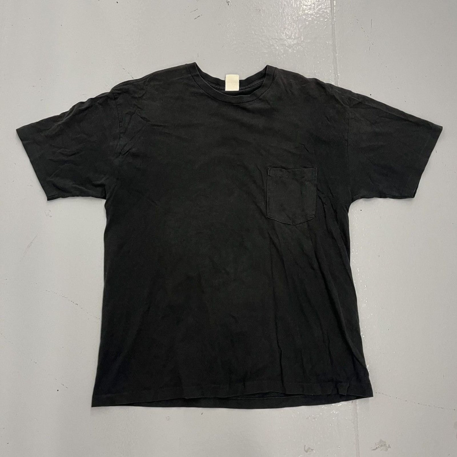 Other Vintage 90s Black Blank Cotton Pocket T-Shirt Size US XL / EU 56 / 4 - 1 Thumbnail