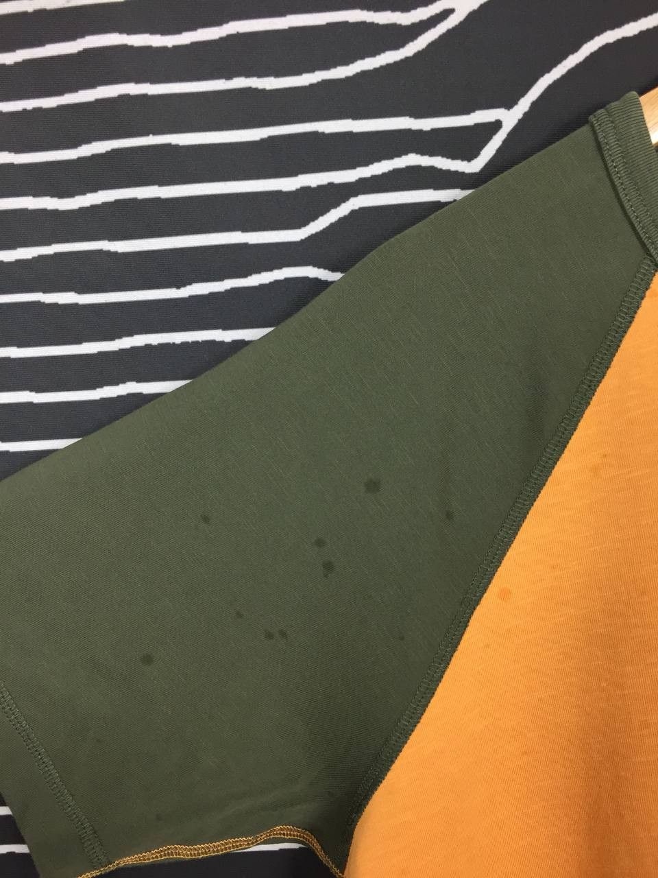 Japanese Brand × Uniqlo Uniqlo Plain Blank Casual Essential Raglan Tee Size US L / EU 52-54 / 3 - 5 Thumbnail