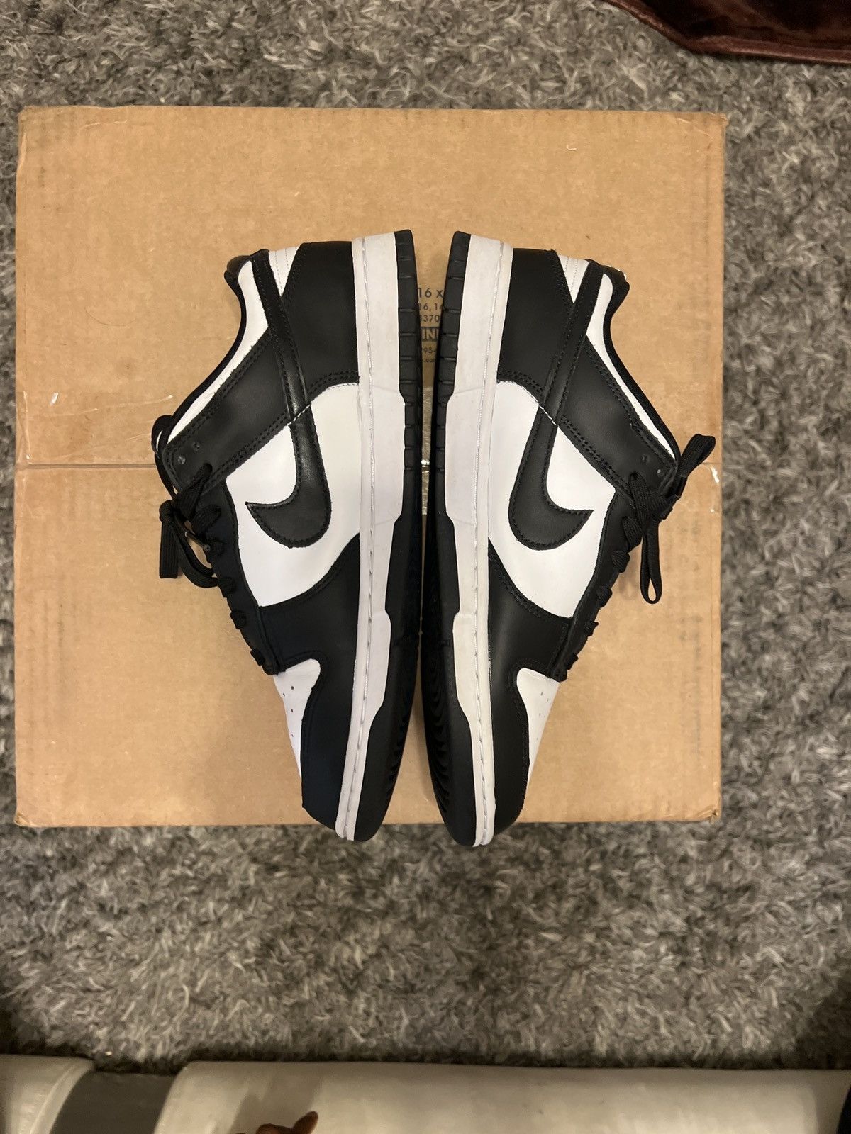Nike Nike Dunk Low Panda Size US 11 / EU 44 - 2 Thumbnail