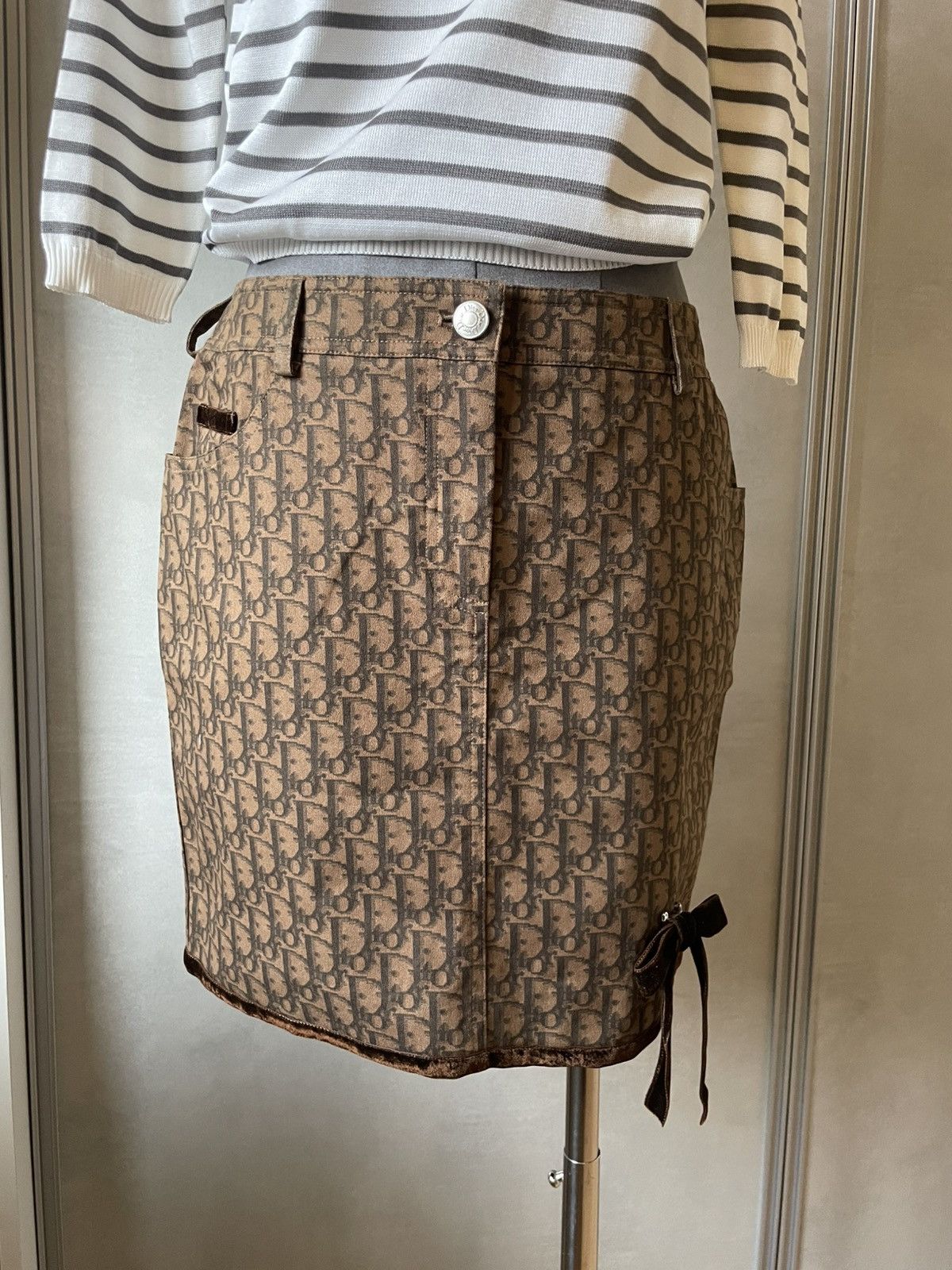Dior CHRISTIAN DIOR MONOGRAM OBLIQUE SKIRT Size 27" / US 4 / IT 40 - 9 Thumbnail