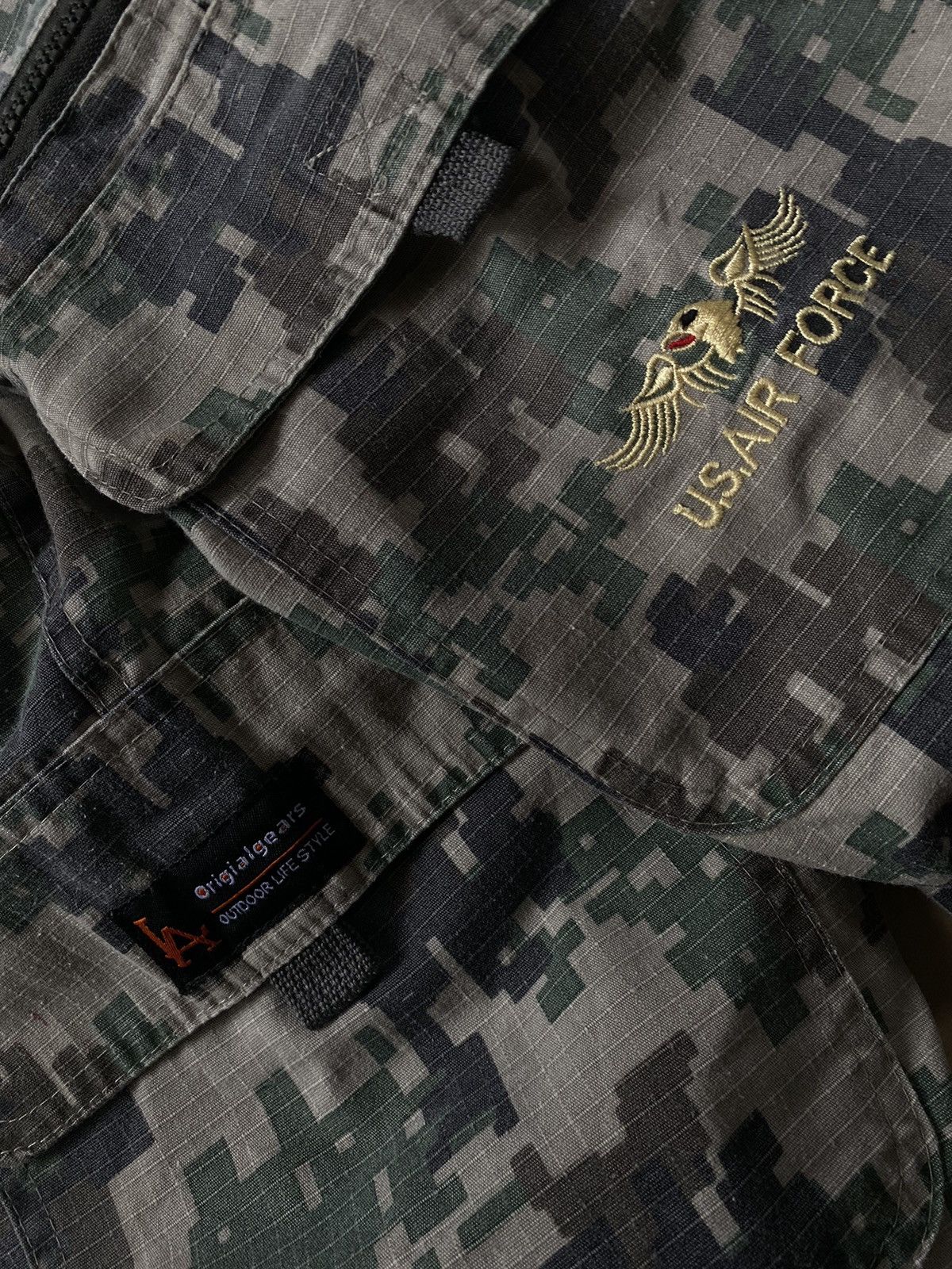 Avirex AVIREX THERMOLITE US AIR FORCE 70th ANNIVERSARY FULLSET CAMO Size US XL / EU 56 / 4 - 13 Thumbnail