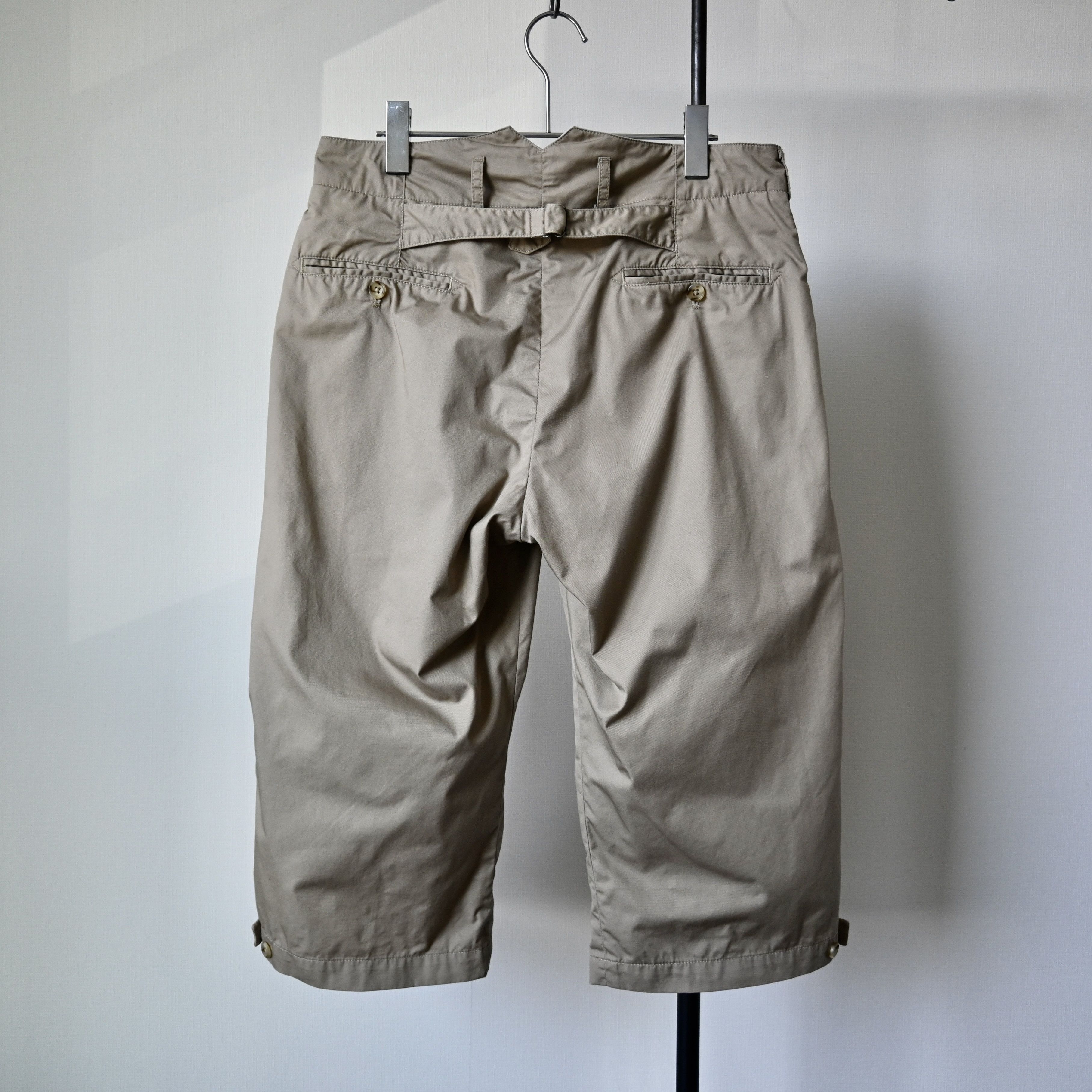 Engineered Garments Engineered Garments buckled back plus-four 3/4 twill shorts Size US 32 / EU 48 - 2 Thumbnail