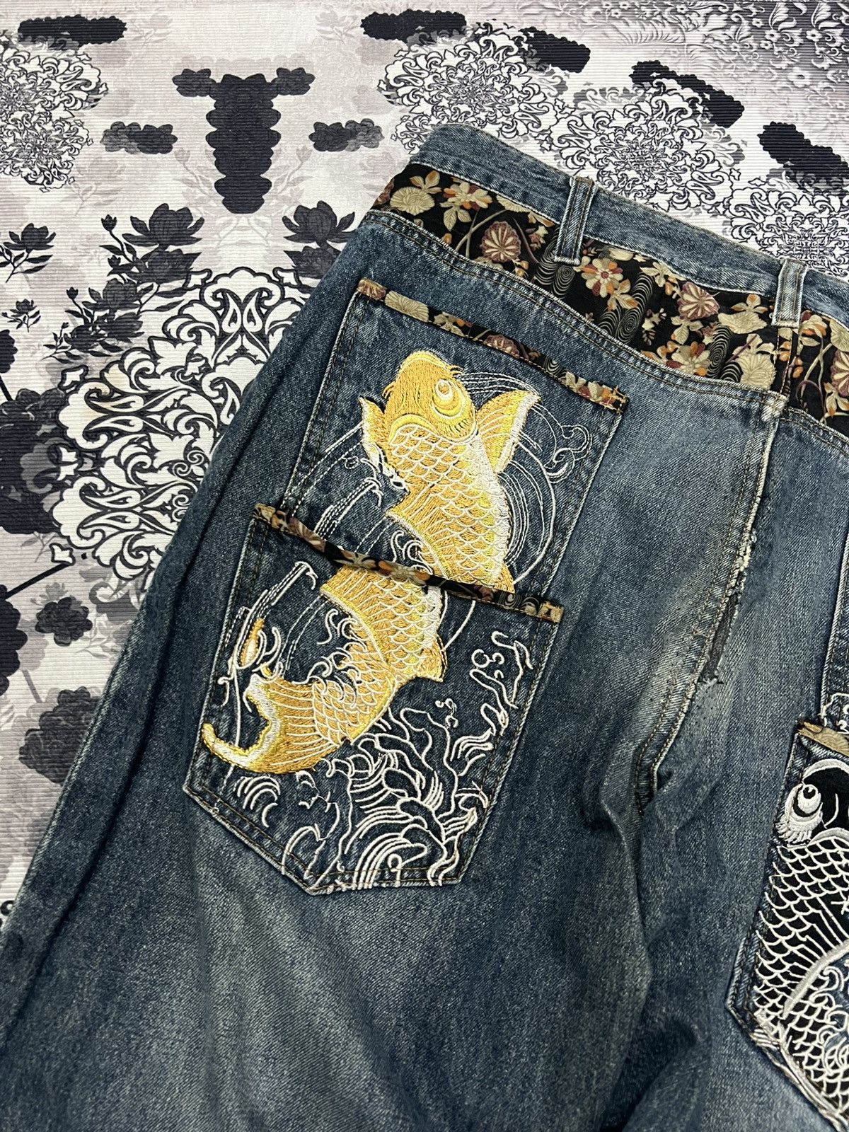 Karakuri Tamashii Vintage Karakurii Tamashi Koii Embroidery Baggy Jeans Size US 39 - 2 Thumbnail