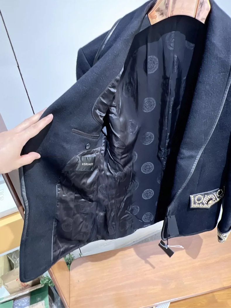Versace Versace Men's jacket V-neck suit black wool jacket Size US S / EU 44-46 / 1 - 8 Thumbnail