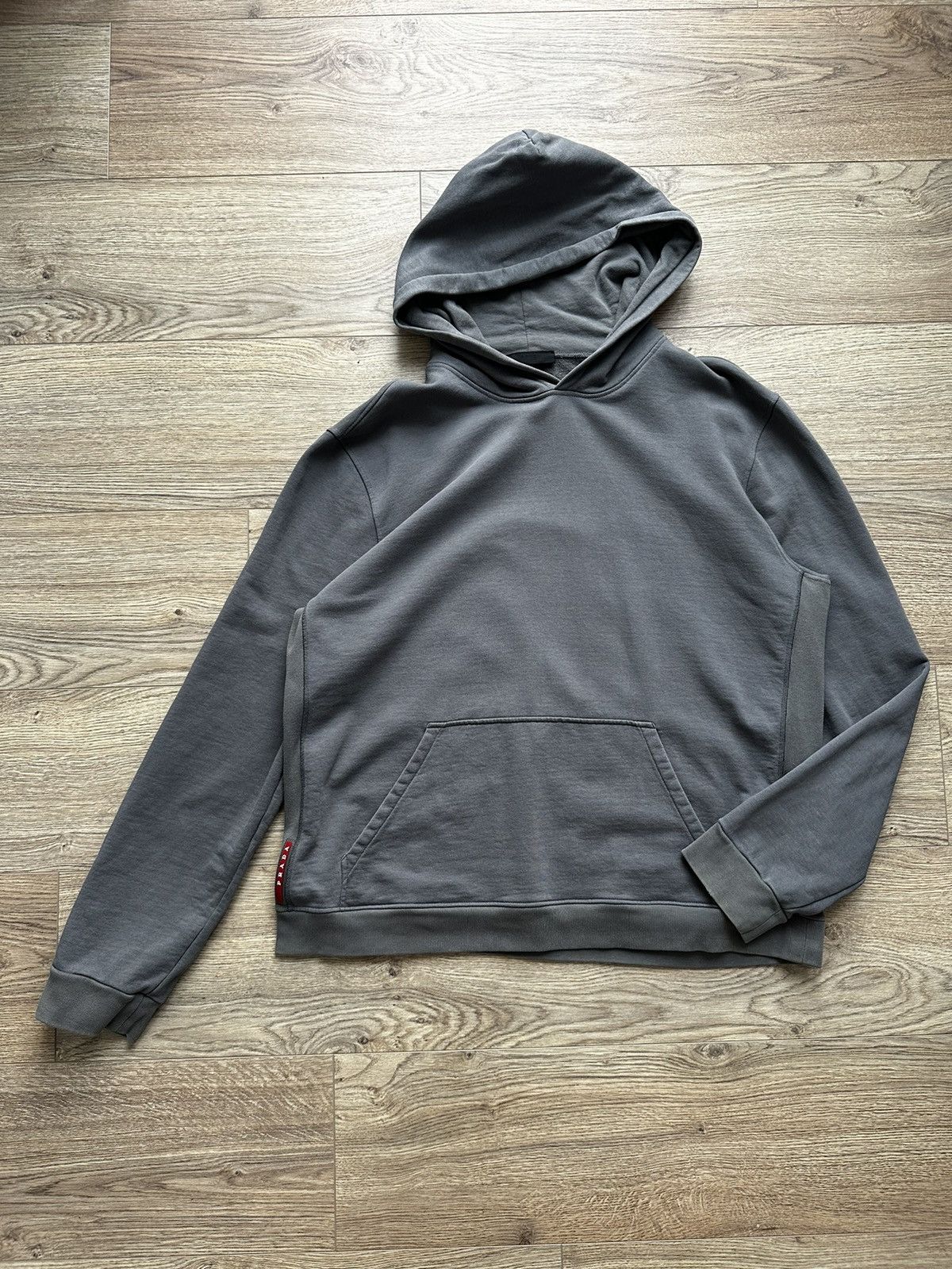 Prada Prada red tab Linea rossa faded grey hoodie Size US XL / EU 56 / 4 - 8 Thumbnail