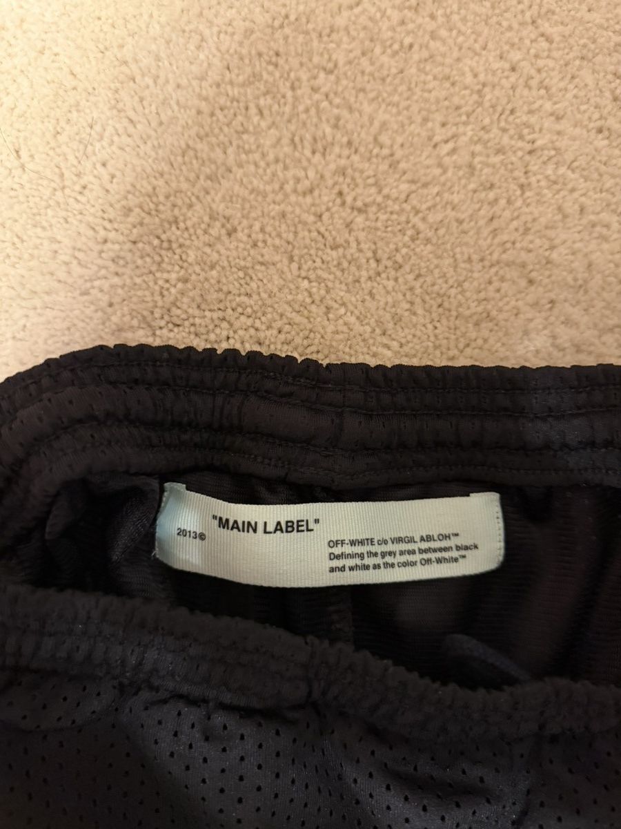 Off-White Off White Shorts Size US 28 / EU 44 - 3 Thumbnail