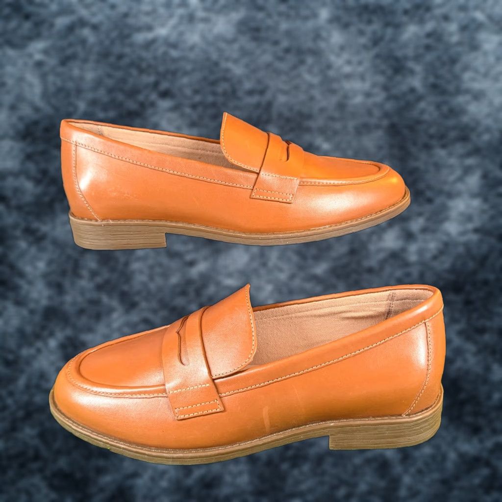 Cole Haan VINTAGE Cole Haan Haverhill Penny Loafers British Tan Leather W31769 Womens 6.5 B Holiday? Size US 7 / IT 37 - 1 Thumbnail