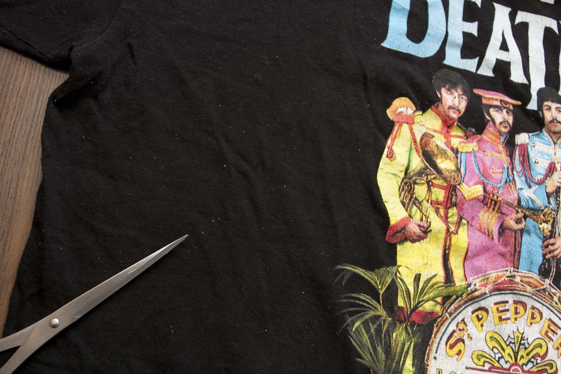 Band Tees The Beatles T Shirt Sgt Peppers Size XL Size US XL / EU 56 / 4 - 3 Thumbnail