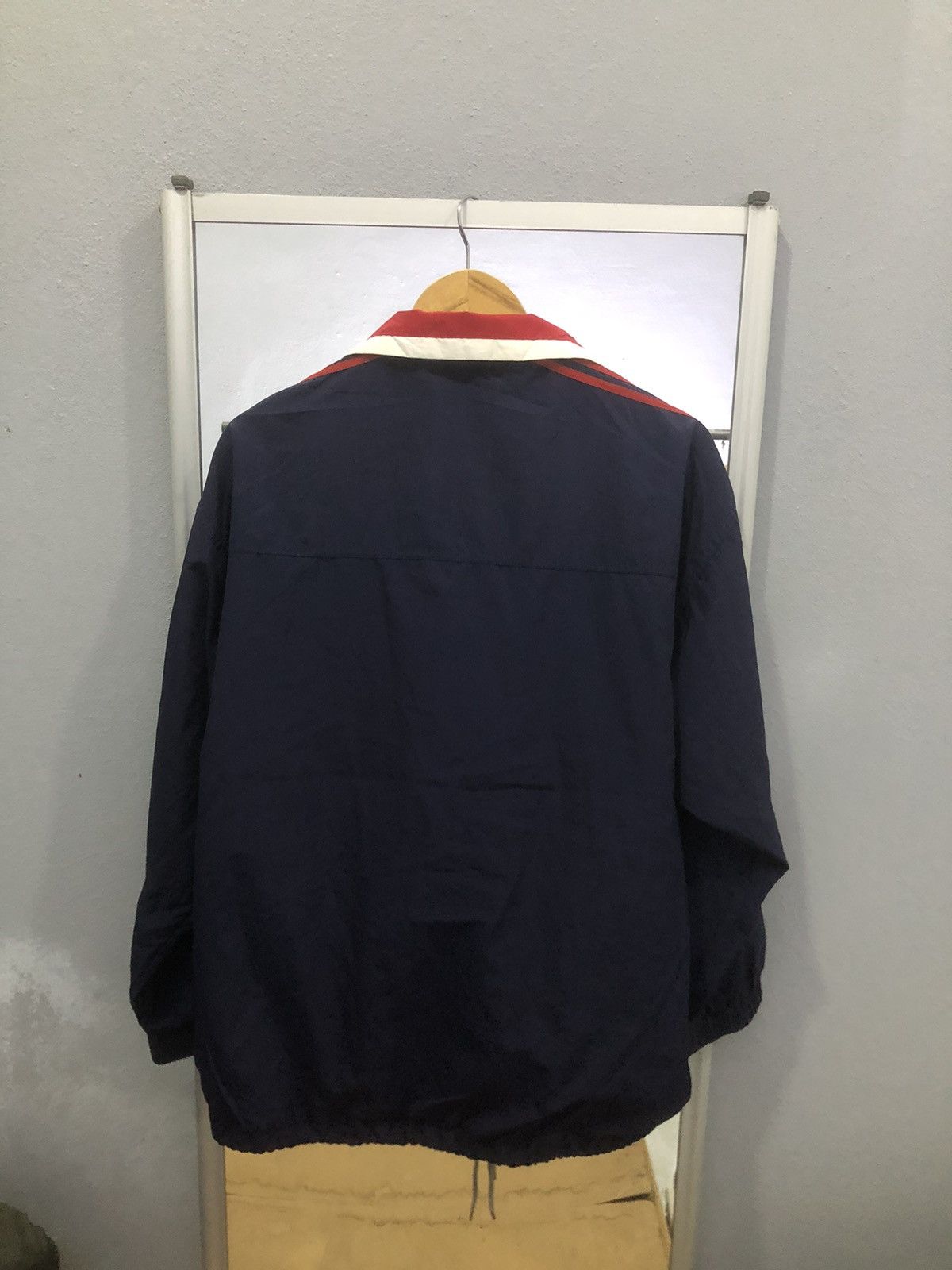Japanese Brand × Vintage Amedeo valentino italy windbreaker Size US L / EU 52-54 / 3 - 11 Thumbnail