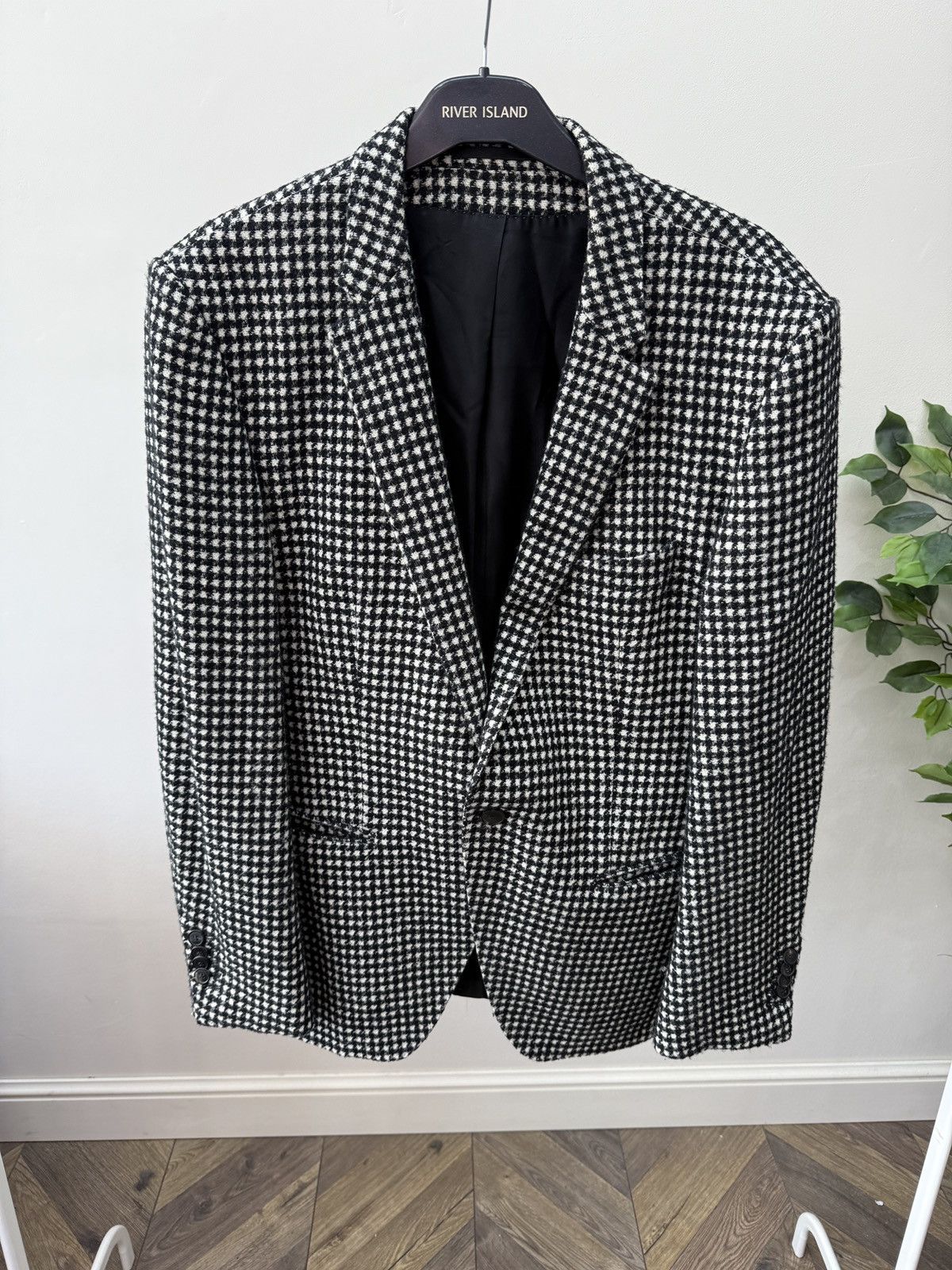 Hugo Boss Vintage BOSS Hugo Boss Tailored Piacenza Wool Jacket Size US M / EU 48-50 / 2 - 1 Thumbnail