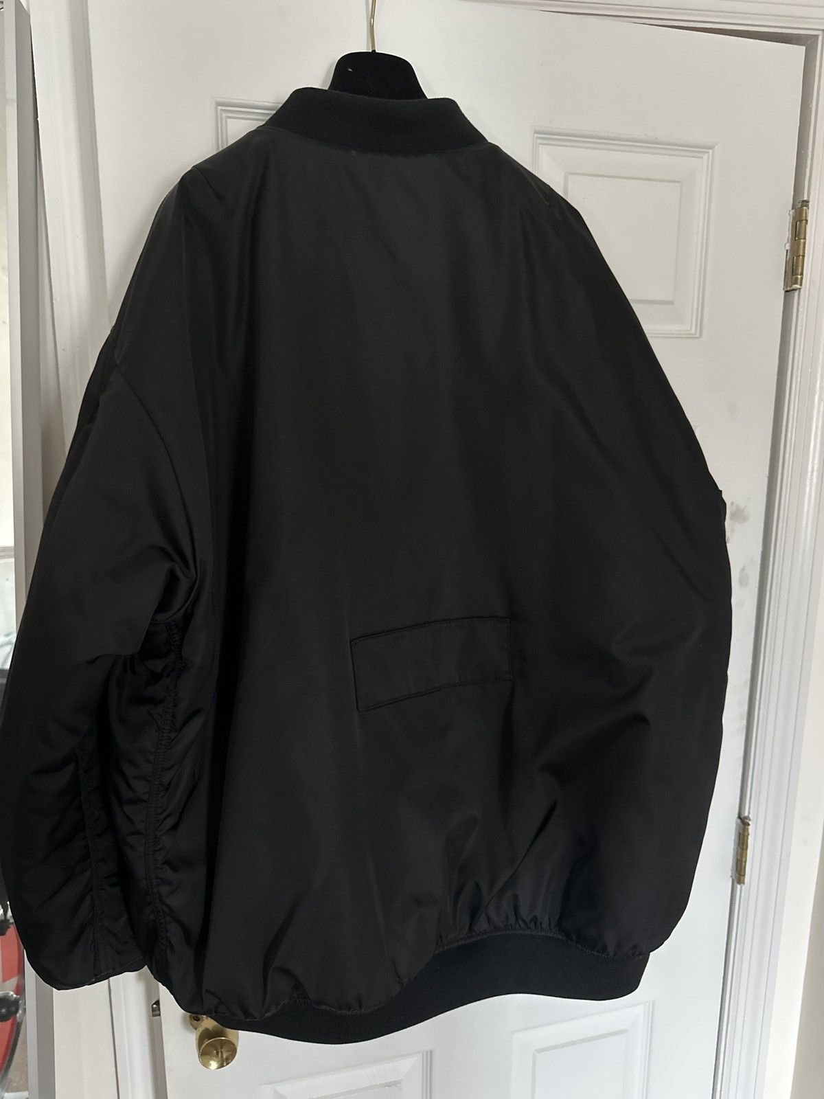 Prada Prada Oversized Bomber Jacket with belt size M Size US M / EU 48-50 / 2 - 9 Thumbnail