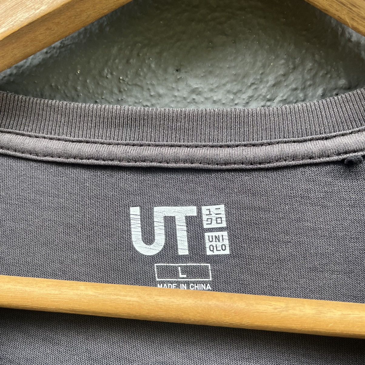 Uniqlo Thrashed Faded Curarpikt Hunter x Hunter Anima Tee Size US L / EU 52-54 / 3 - 6 Thumbnail