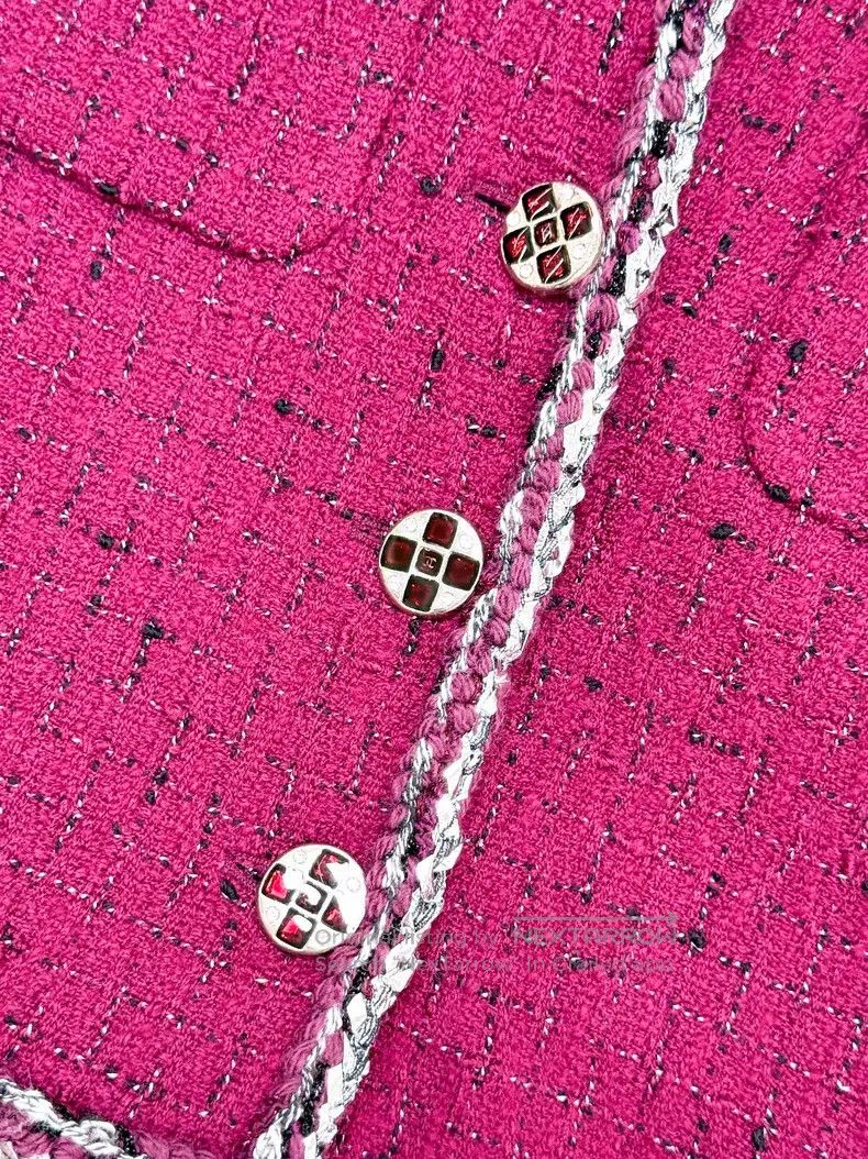 Chanel Chanel Checked gem buckle tweed rolled edge long-sleeved j Size XS / US 0-2 / IT 36-38 - 5 Thumbnail