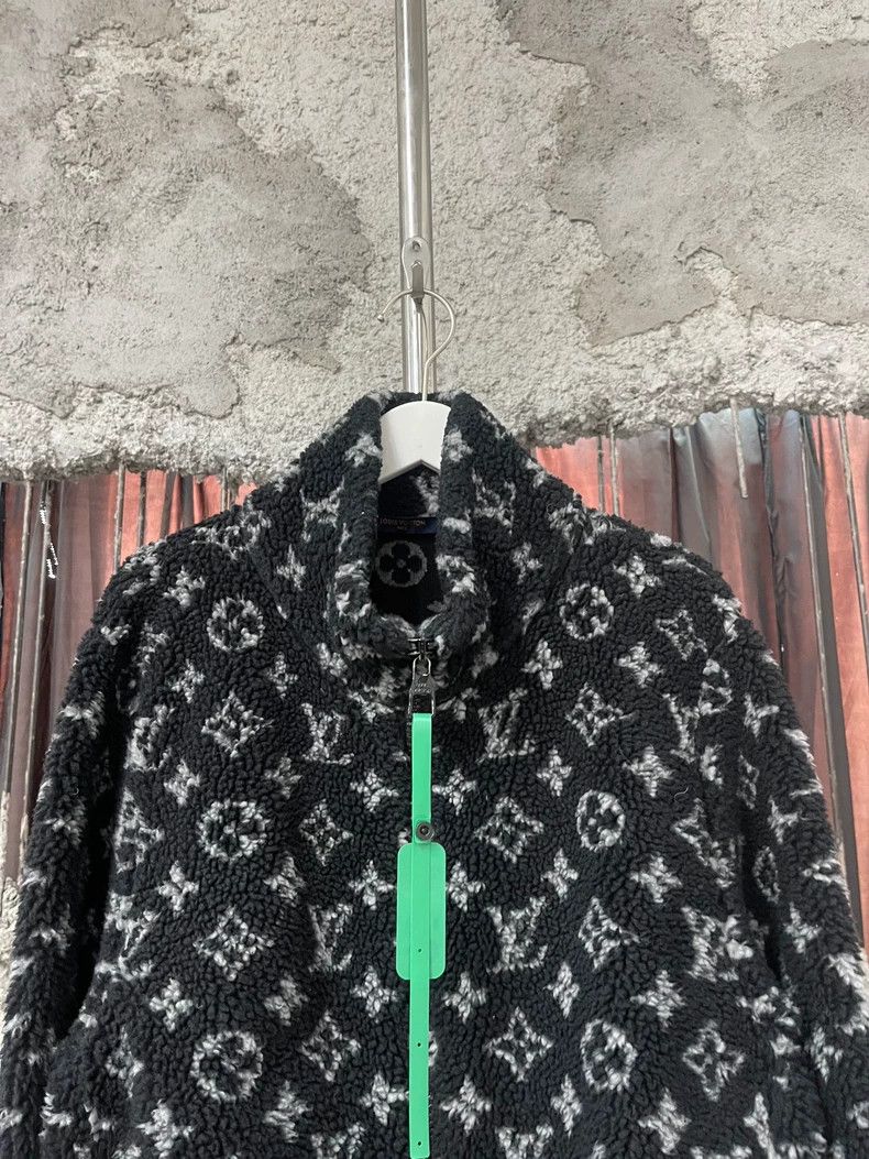 Louis Vuitton Louis Vuitton Black Teddy Jacket Size US S / EU 44-46 / 1 - 3 Thumbnail