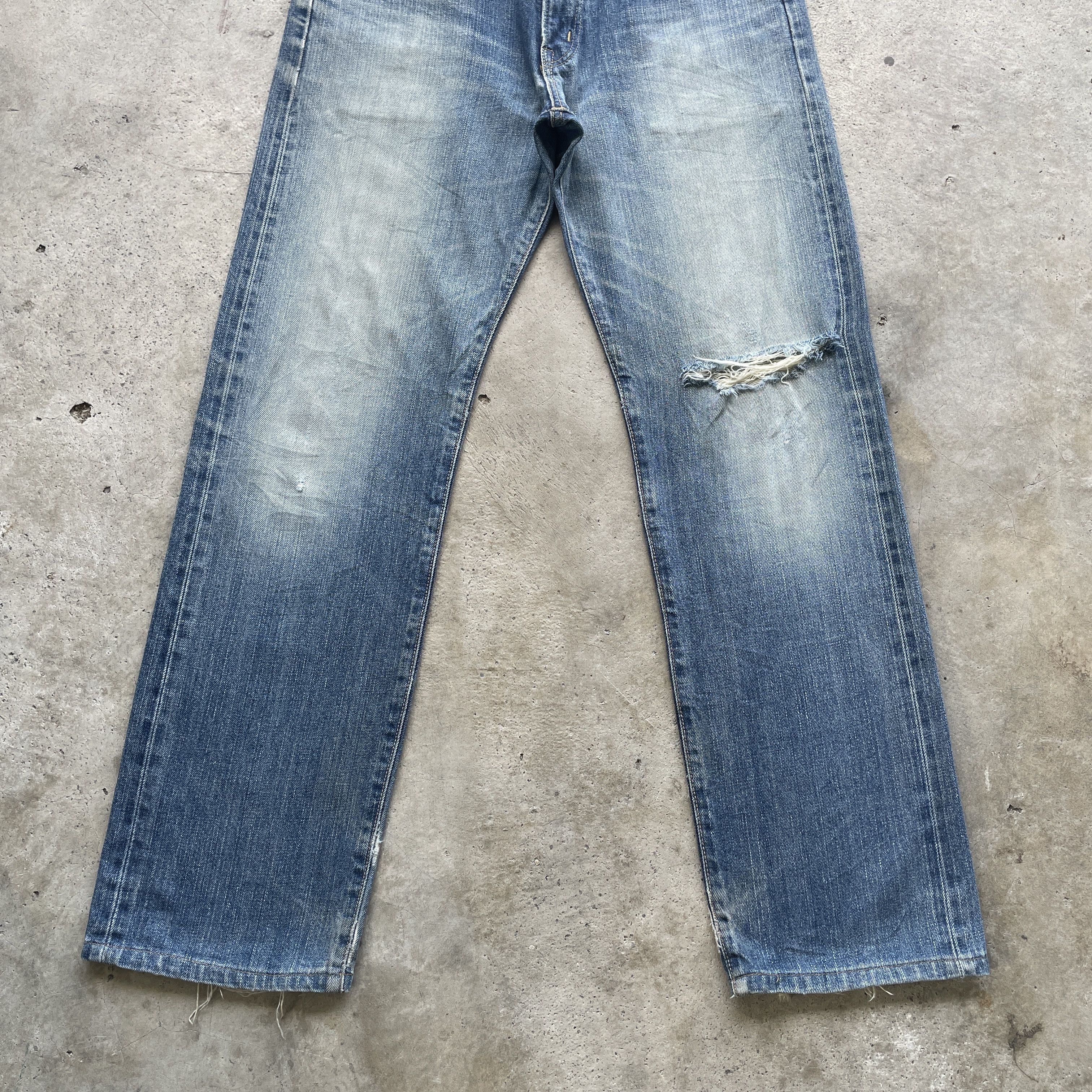 Japanese Brand VINTAGE EDWIN 505xx SELVEDGE DISTRESSED FADED JEANS PANTS Size US 29 - 5 Thumbnail